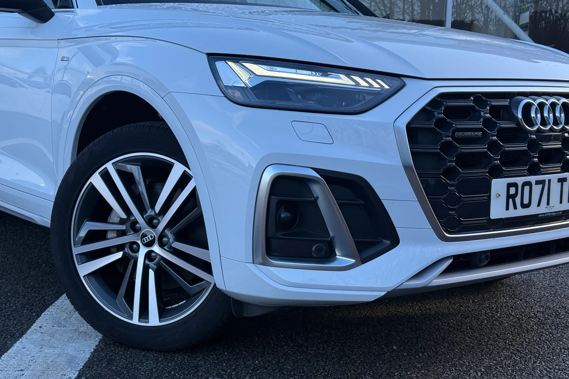 Audi Q5 thumbnail image number 7