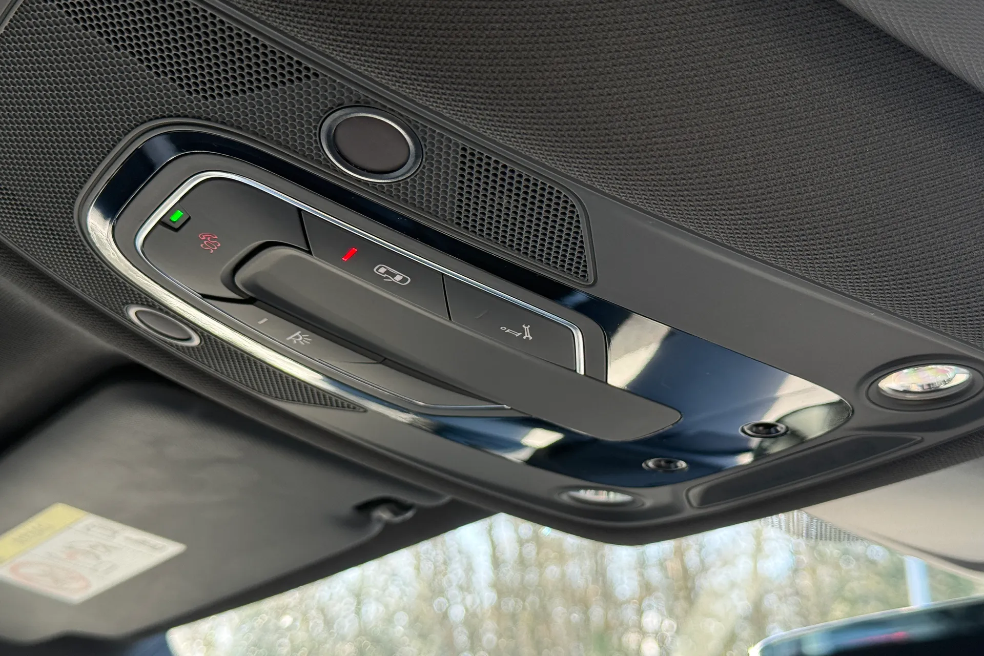 Audi Q5 thumbnail image number 24