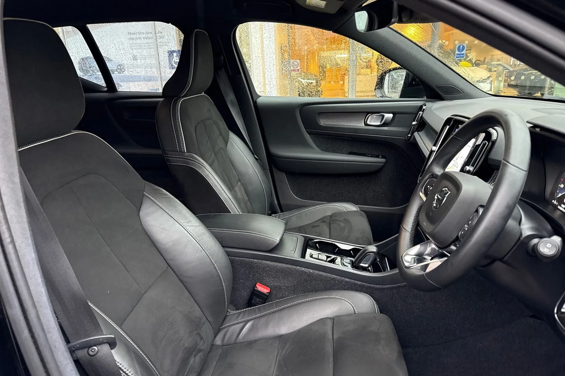 Volvo XC40 thumbnail image number 26