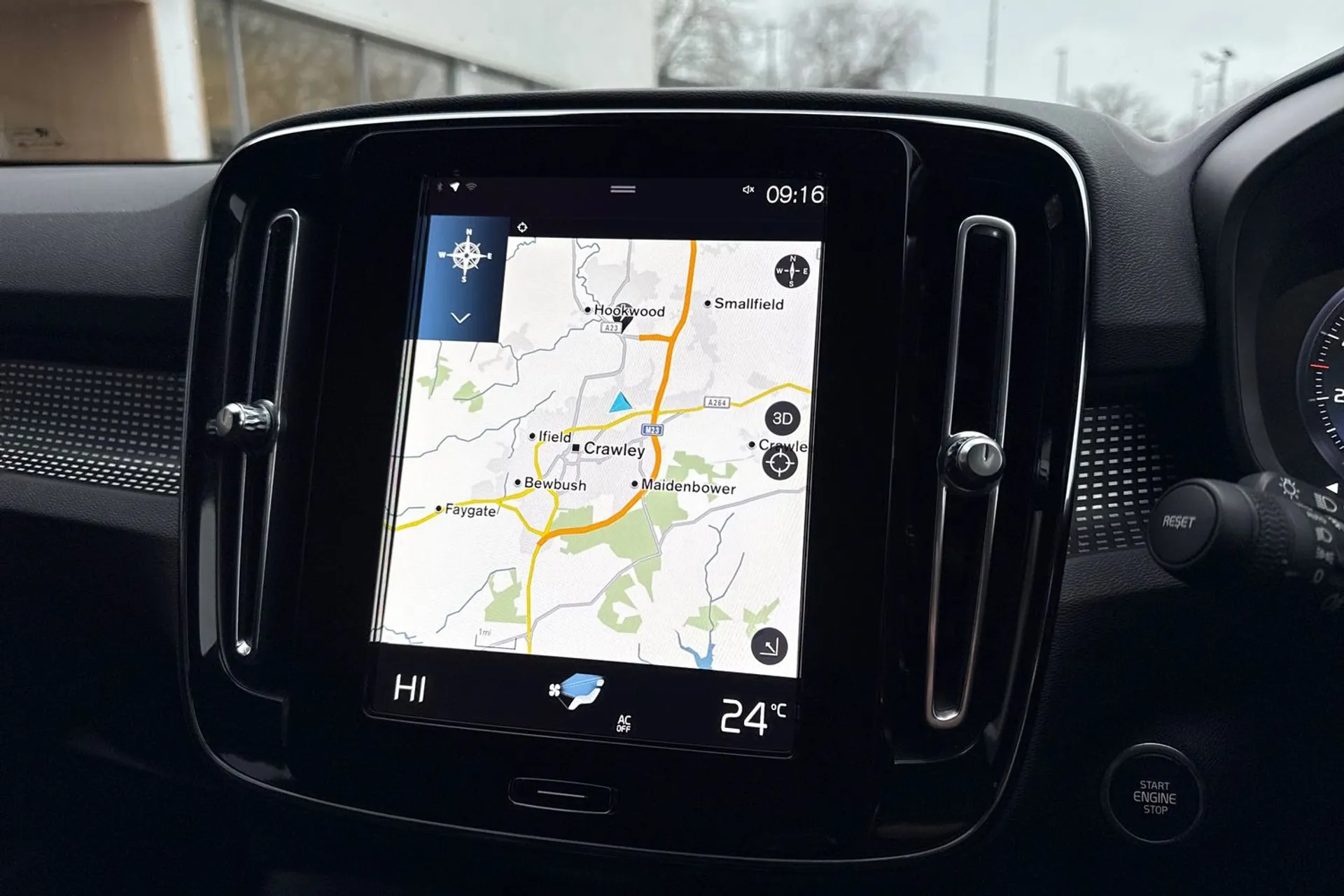 Volvo XC40 thumbnail image number 5