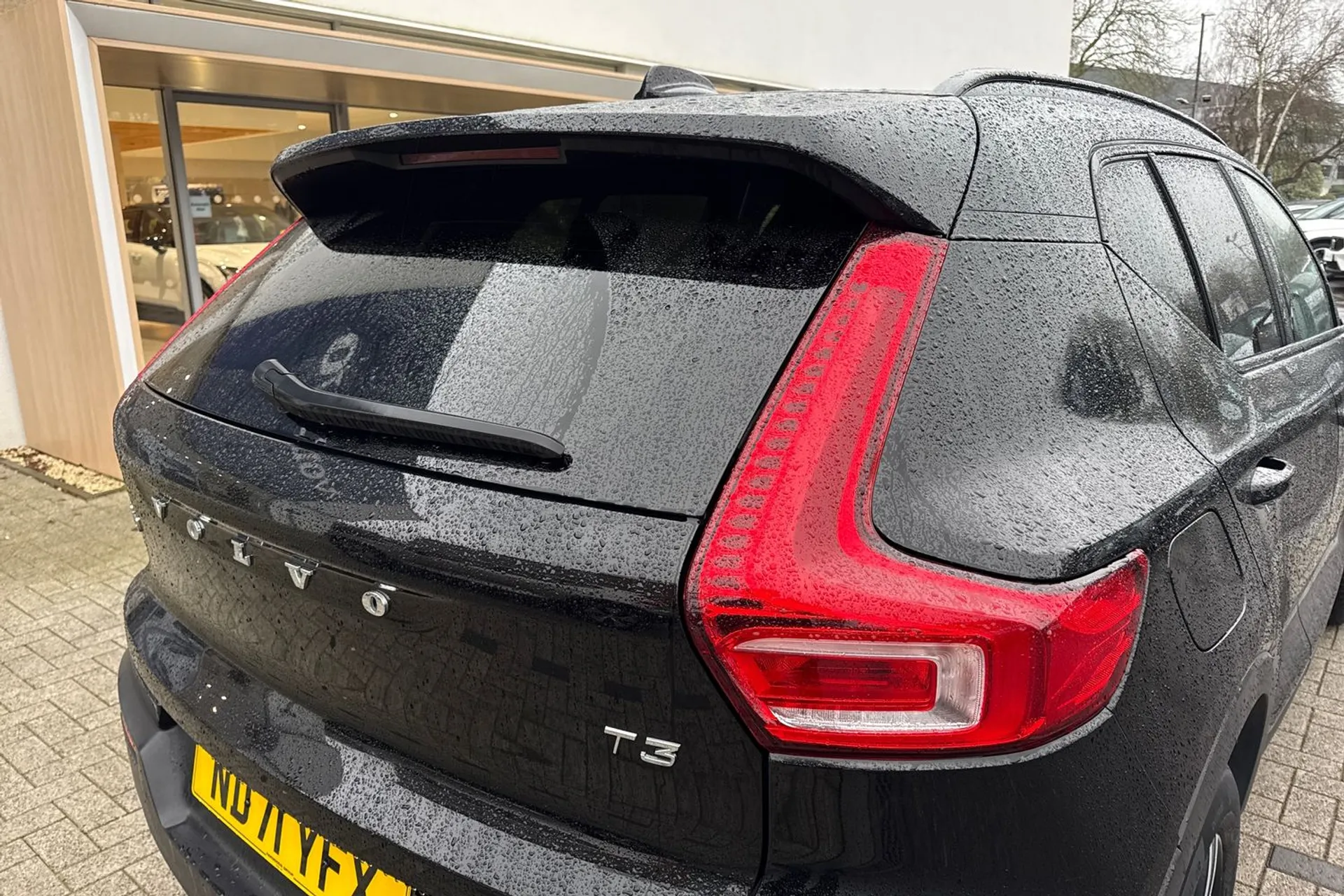 Volvo XC40 thumbnail image number 16