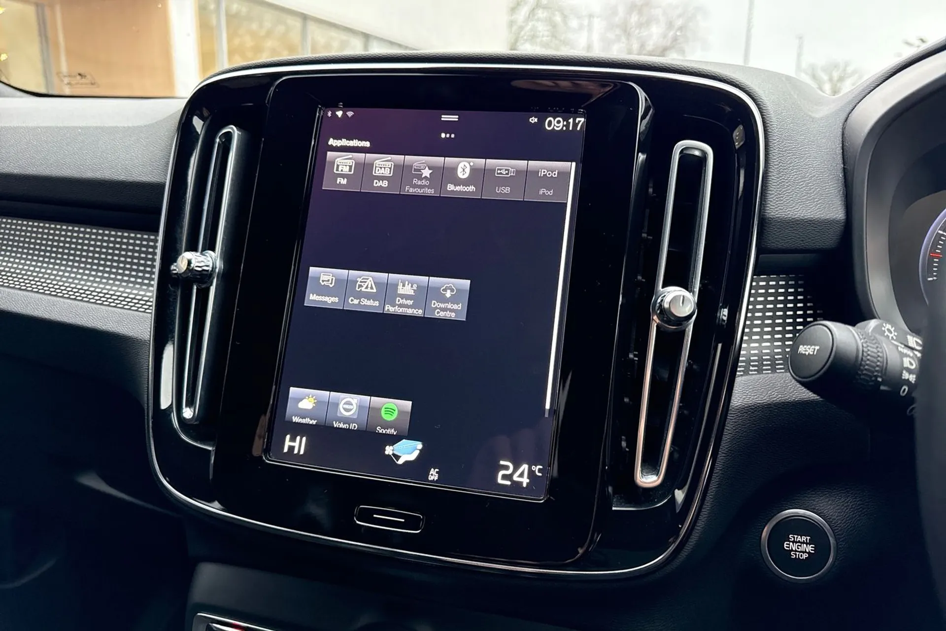 Volvo XC40 thumbnail image number 39