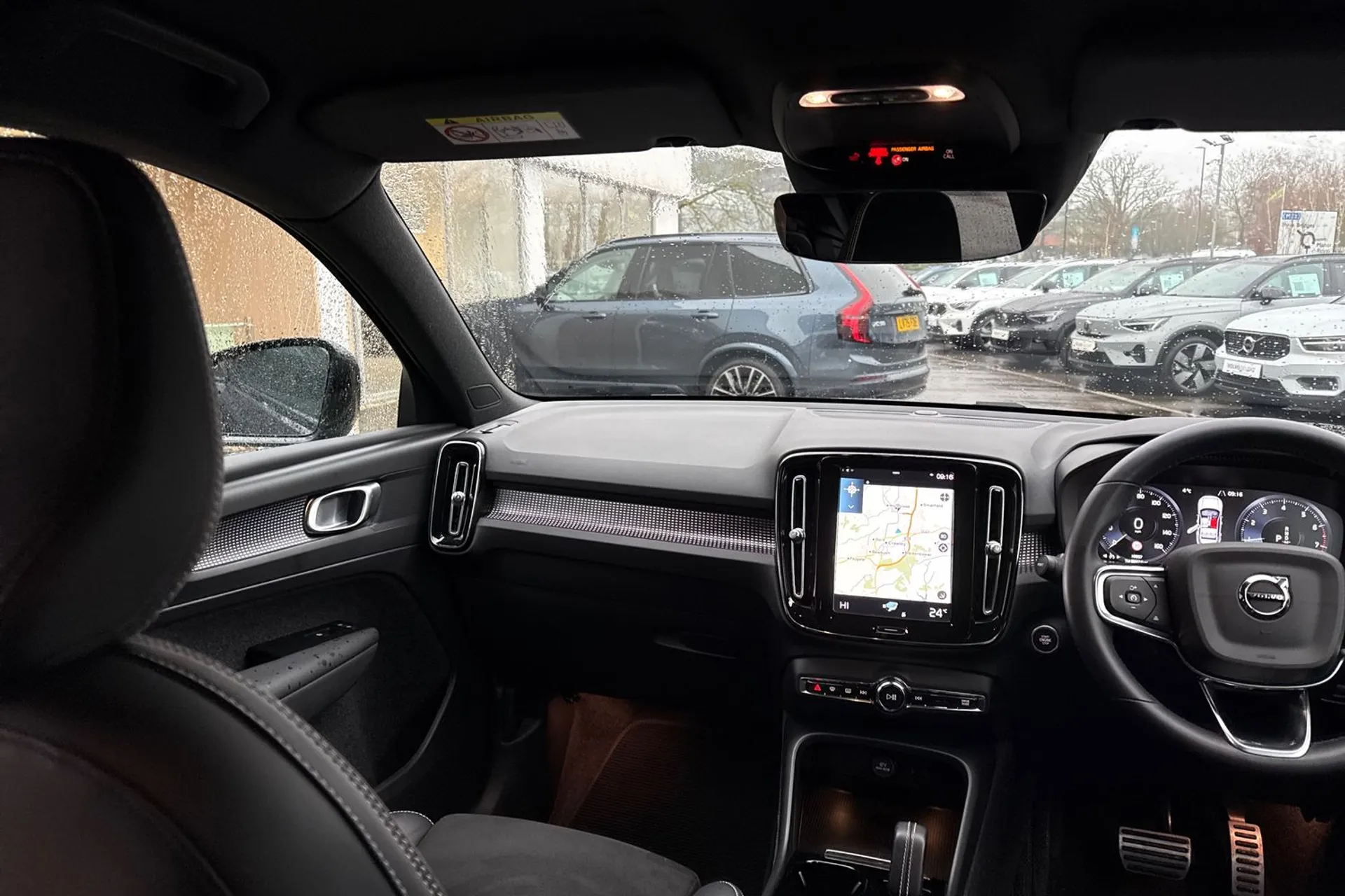 Volvo XC40 thumbnail image number 32