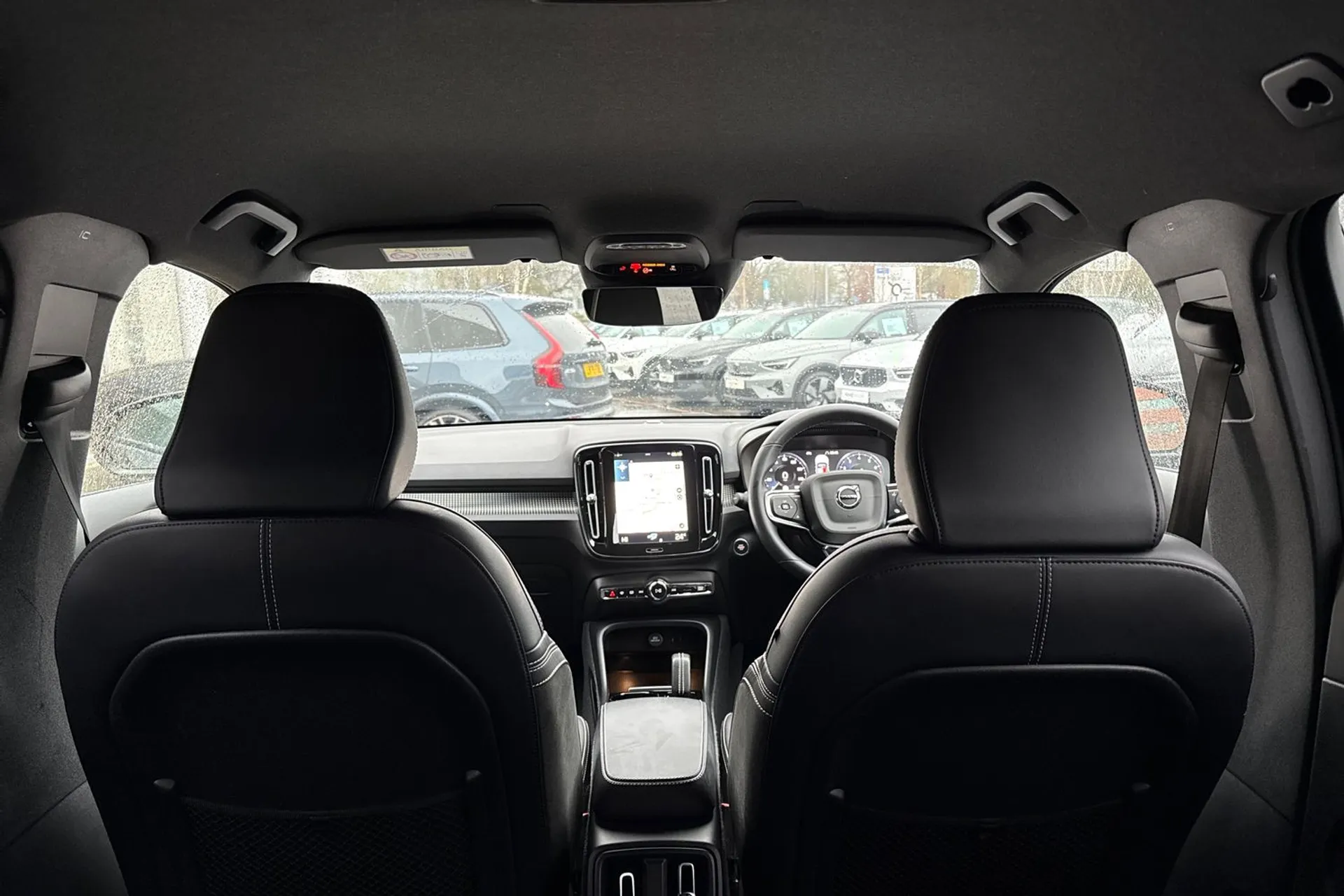 Volvo XC40 thumbnail image number 22