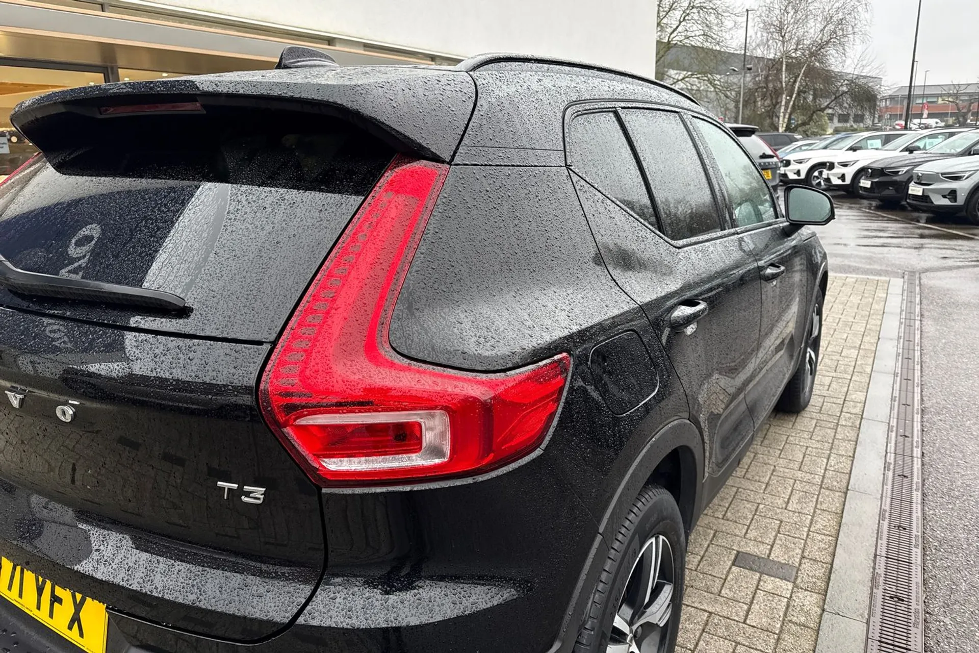 Volvo XC40 thumbnail image number 15