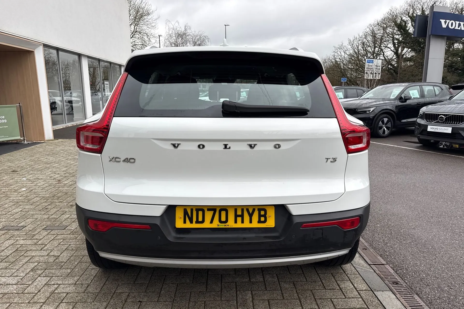 Volvo XC40 thumbnail image number 8