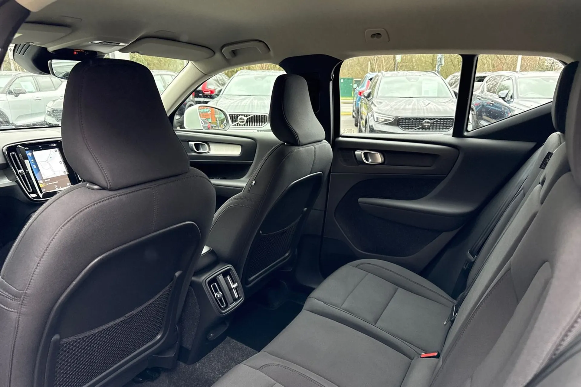 Volvo XC40 thumbnail image number 29