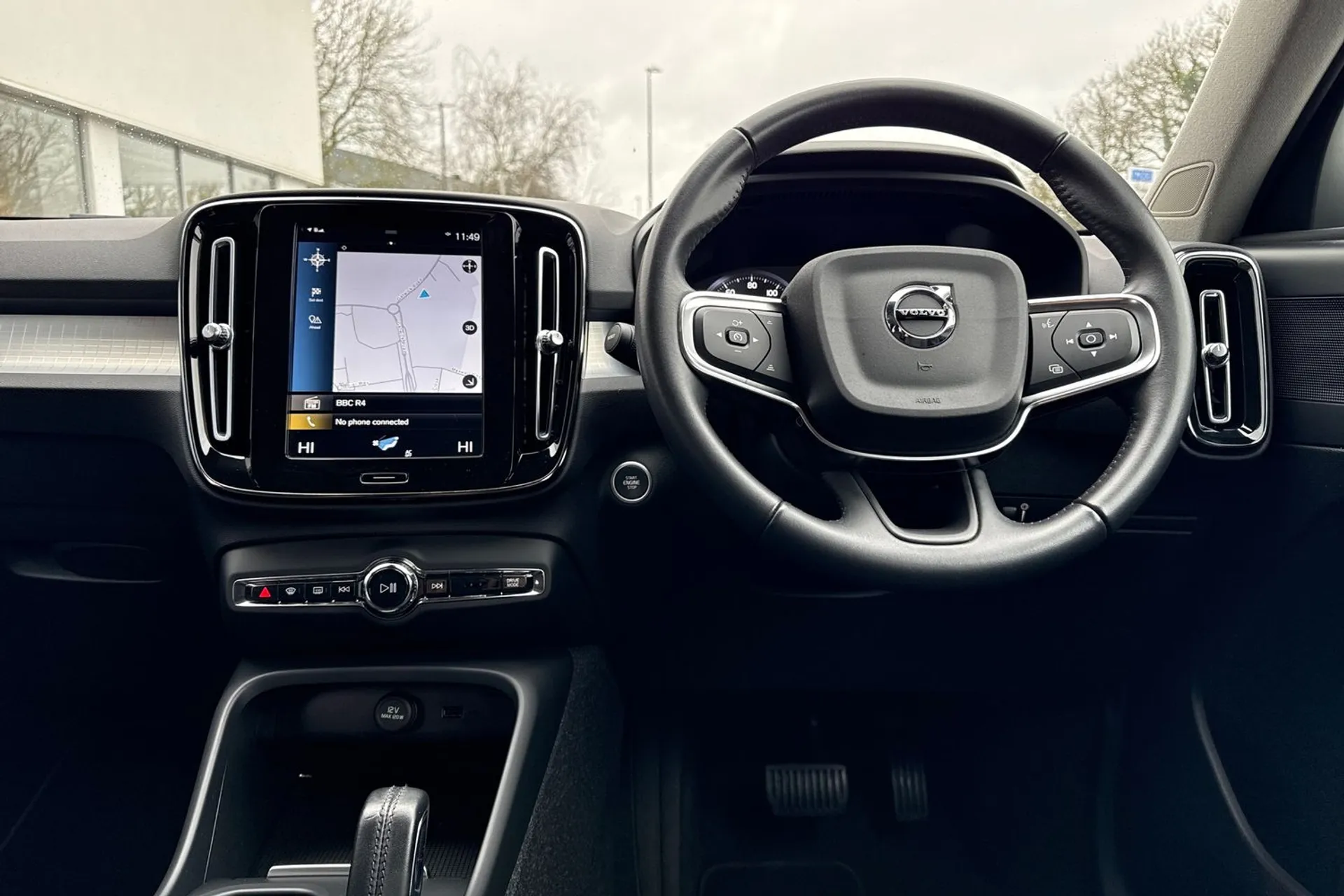 Volvo XC40 thumbnail image number 32