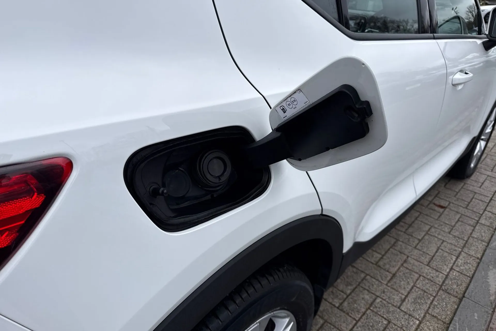 Volvo XC40 thumbnail image number 17