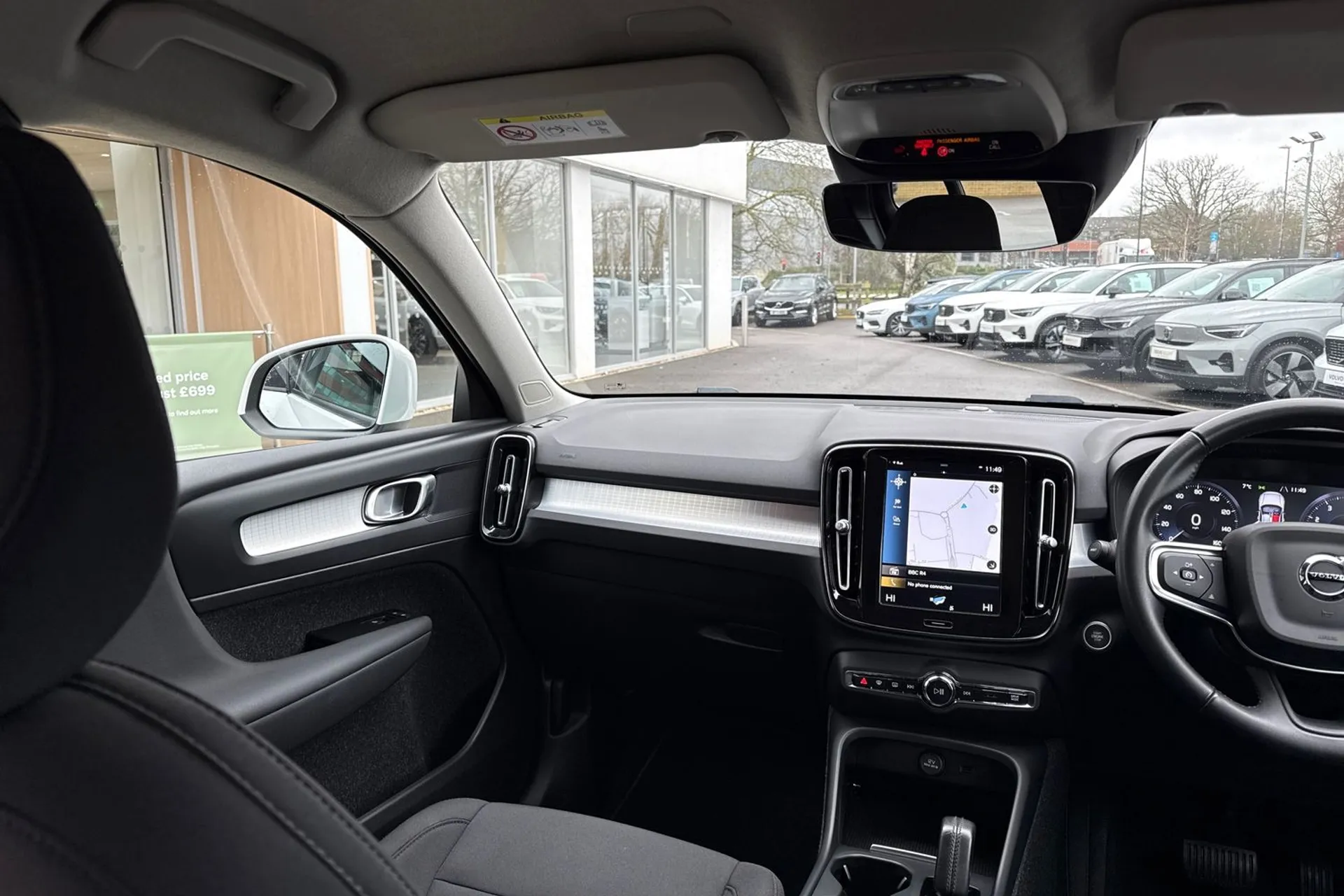 Volvo XC40 thumbnail image number 30