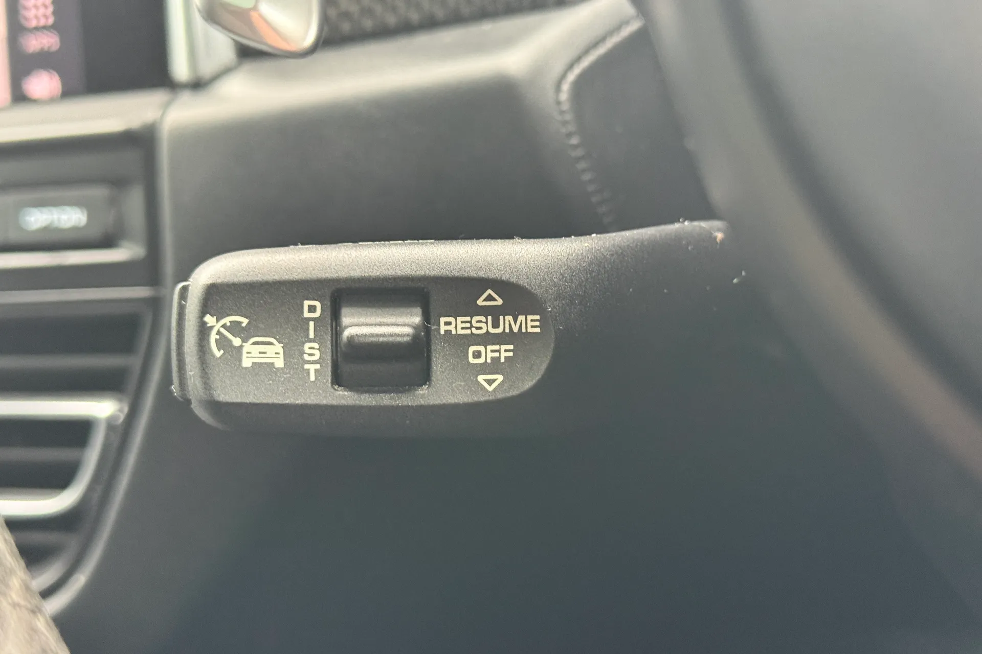 Porsche MACAN thumbnail image number 11