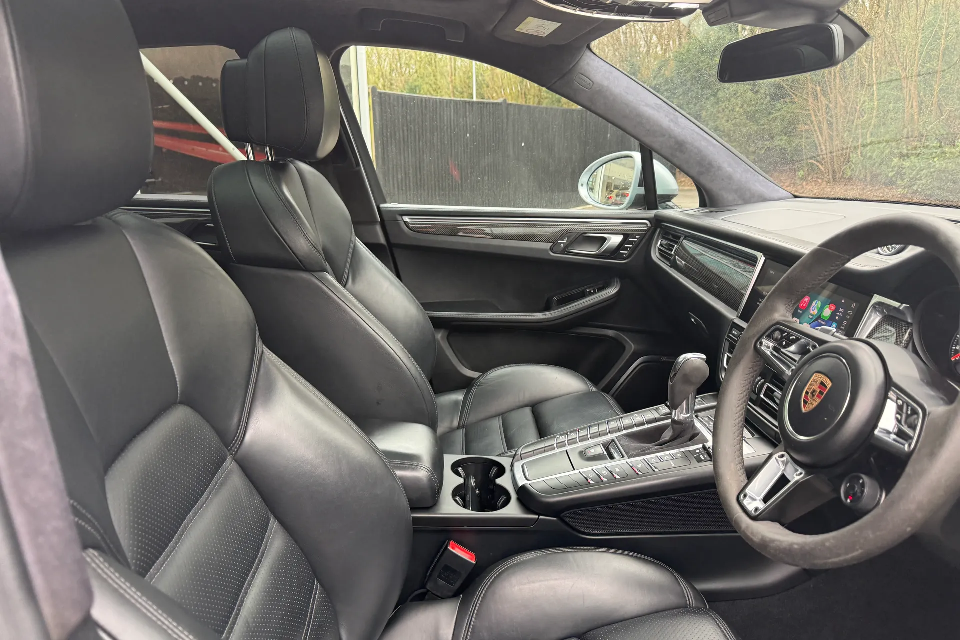 Porsche MACAN thumbnail image number 33