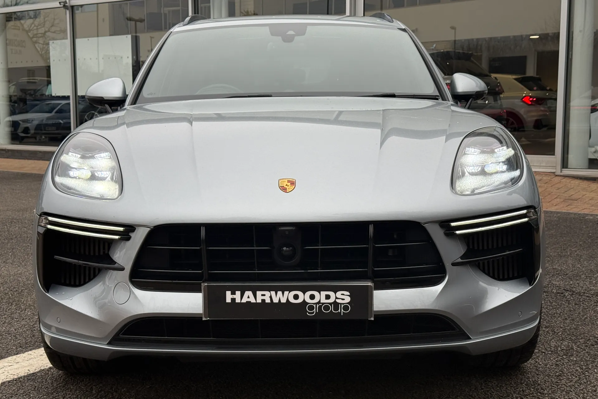 Porsche MACAN thumbnail image number 44