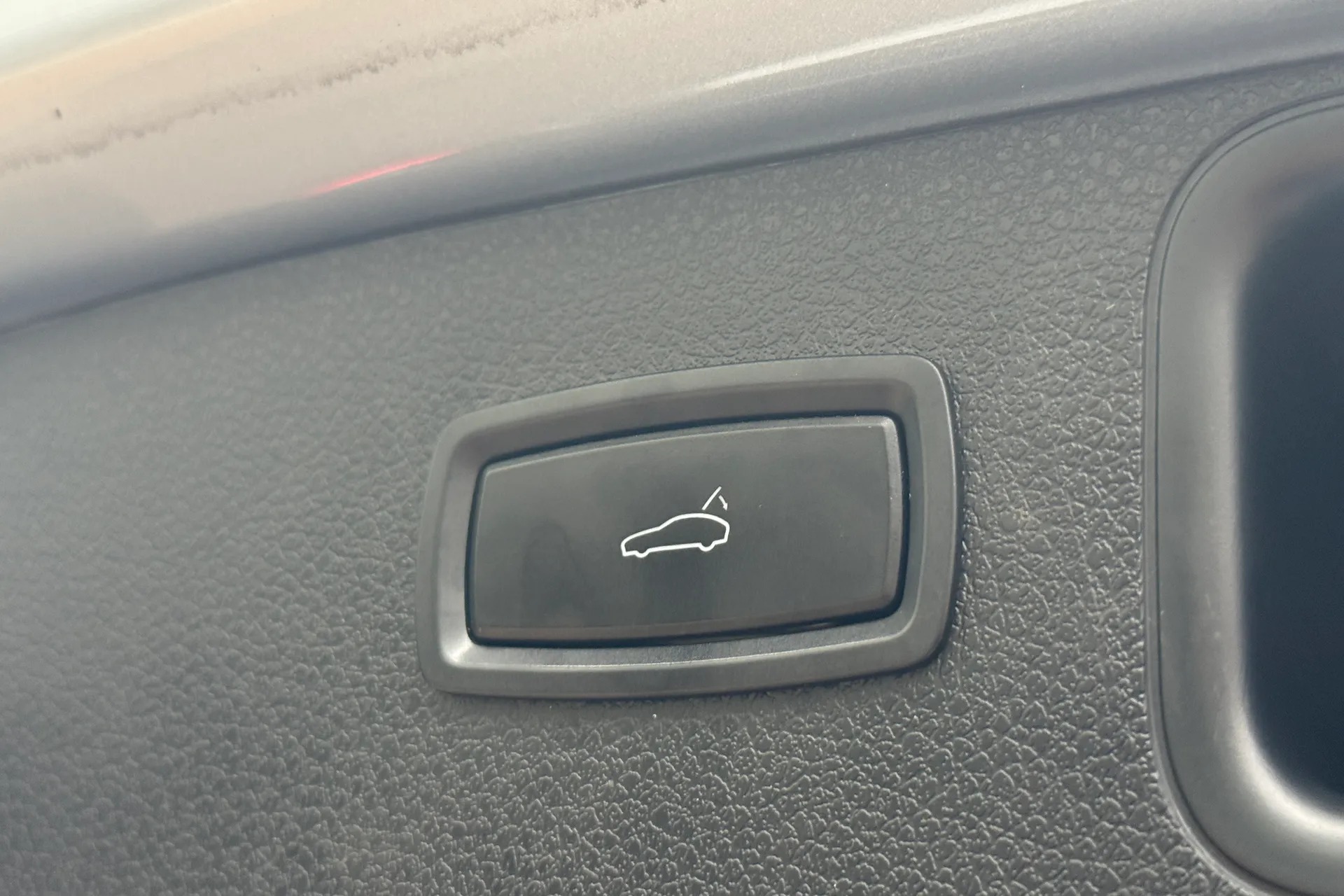 Porsche MACAN thumbnail image number 52