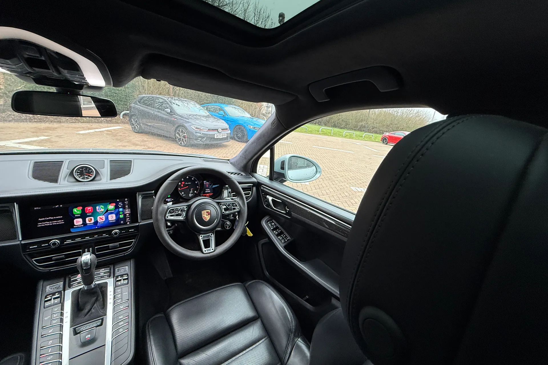 Porsche MACAN thumbnail image number 41