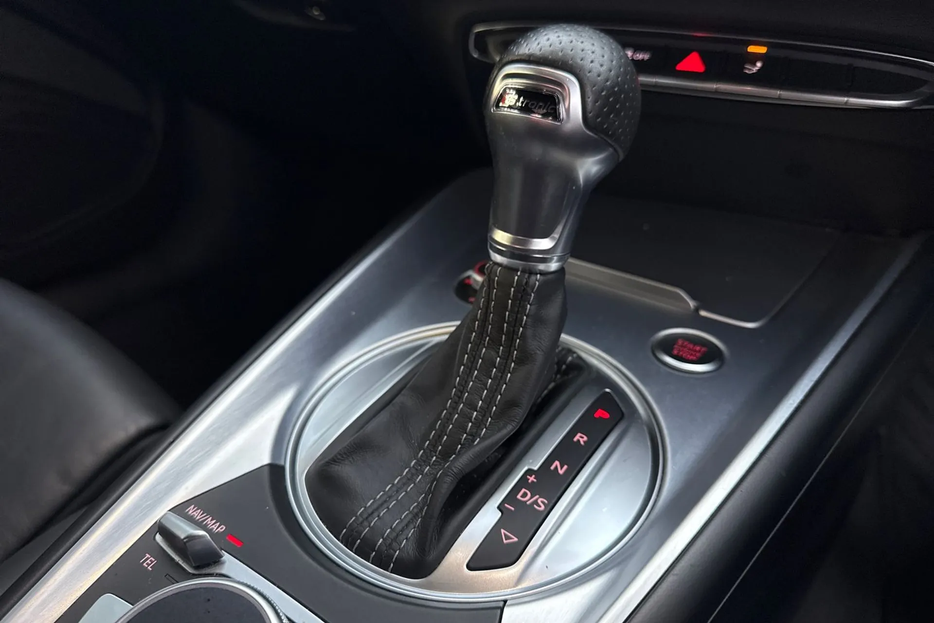 Audi TT thumbnail image number 8