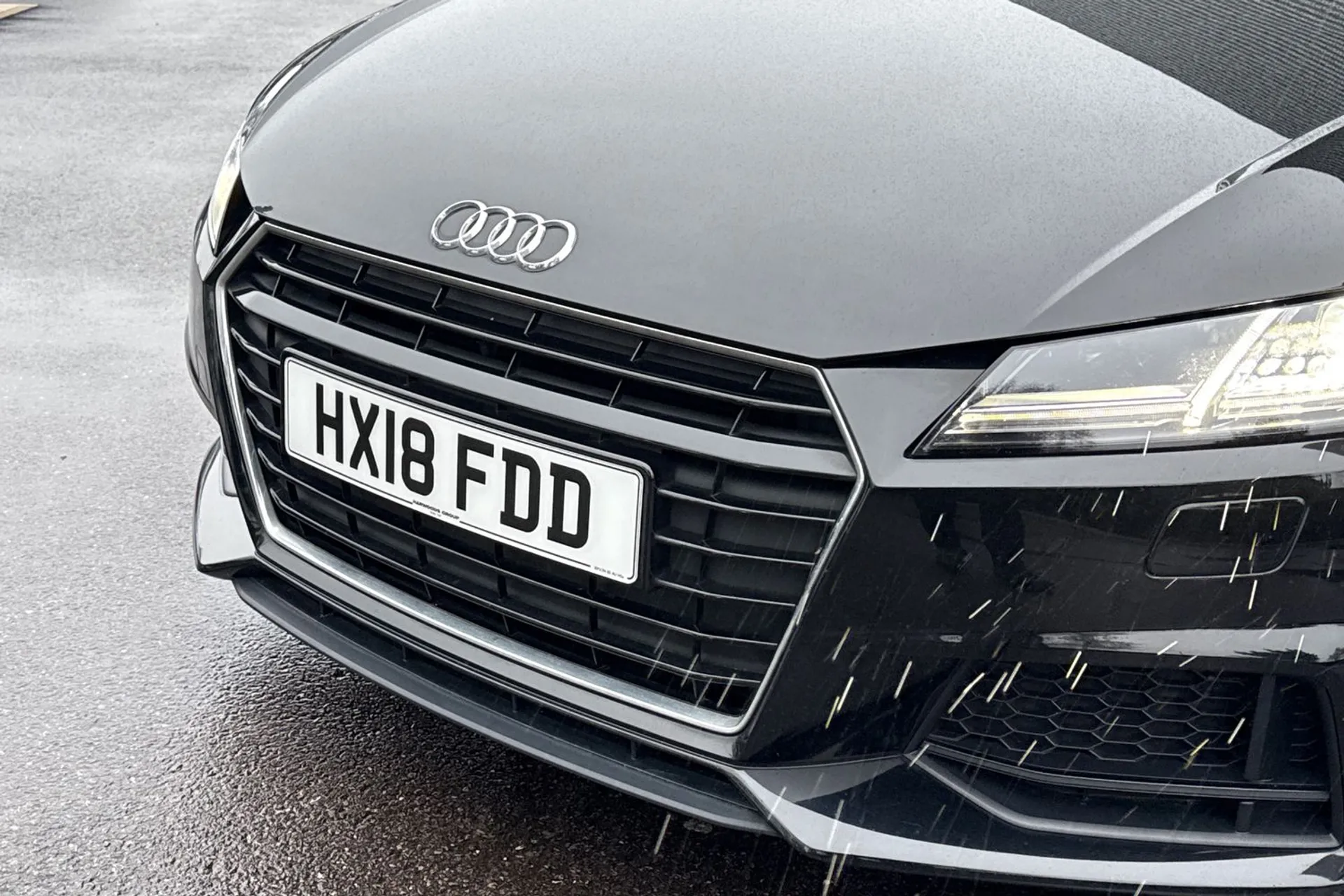 Audi TT thumbnail image number 7