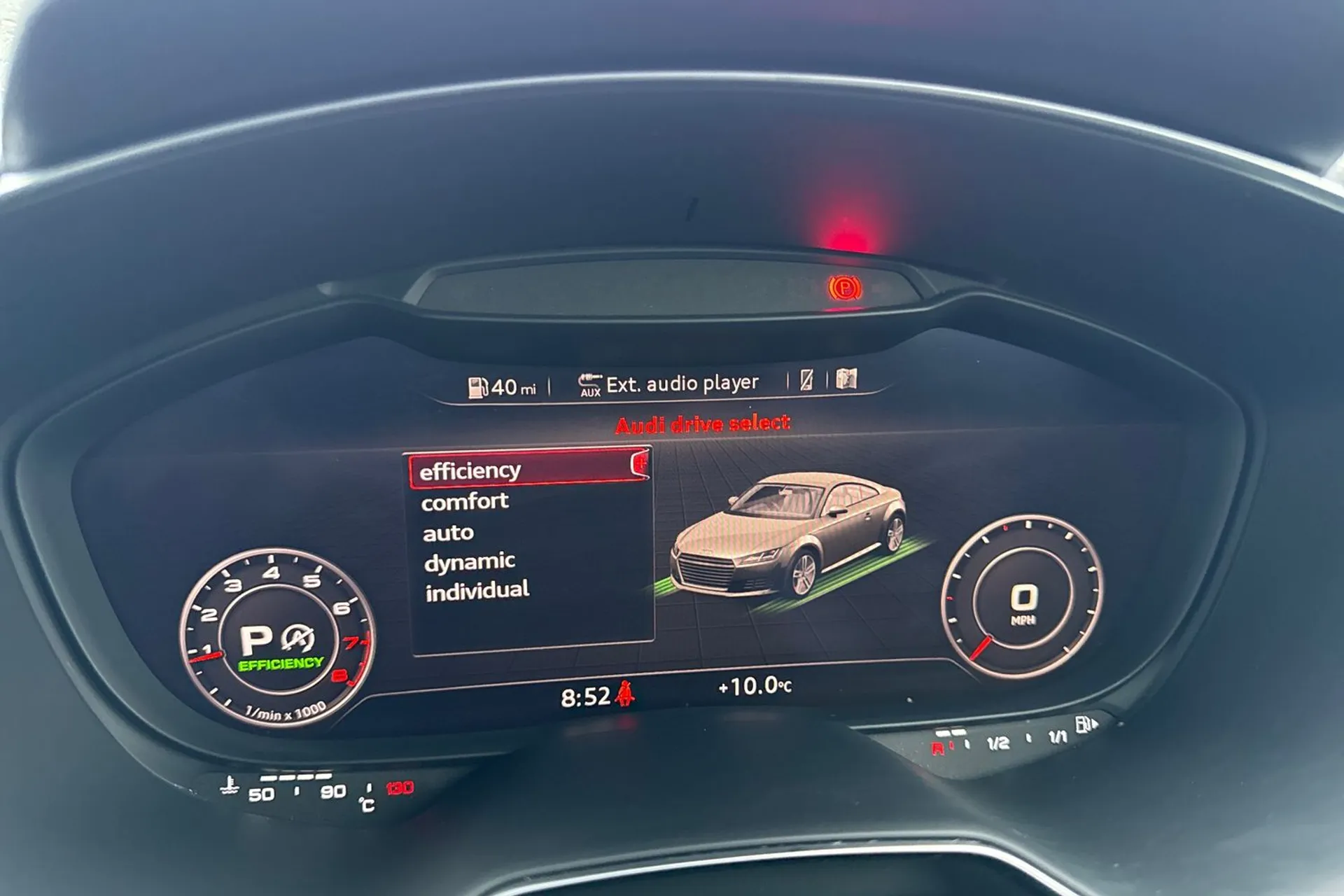 Audi TT thumbnail image number 10