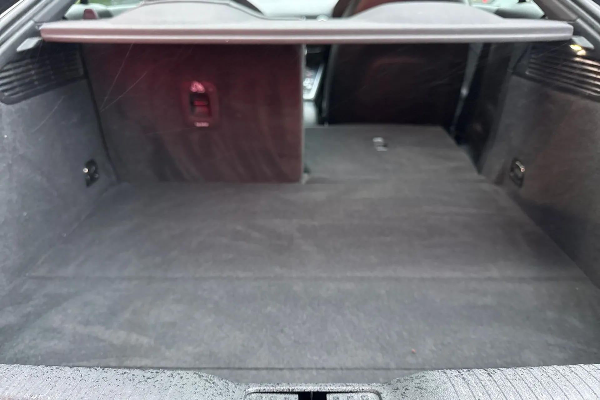 Audi TT thumbnail image number 33