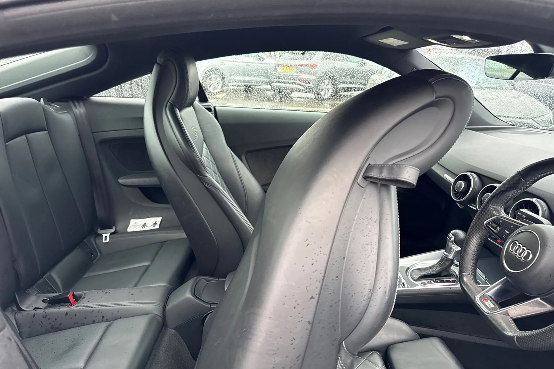 Audi TT thumbnail image number 36