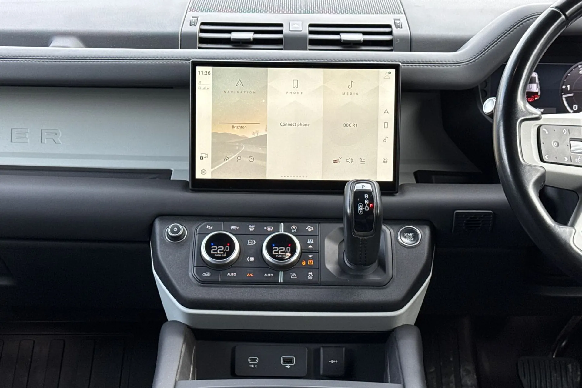 LAND ROVER DEFENDER thumbnail image number 41