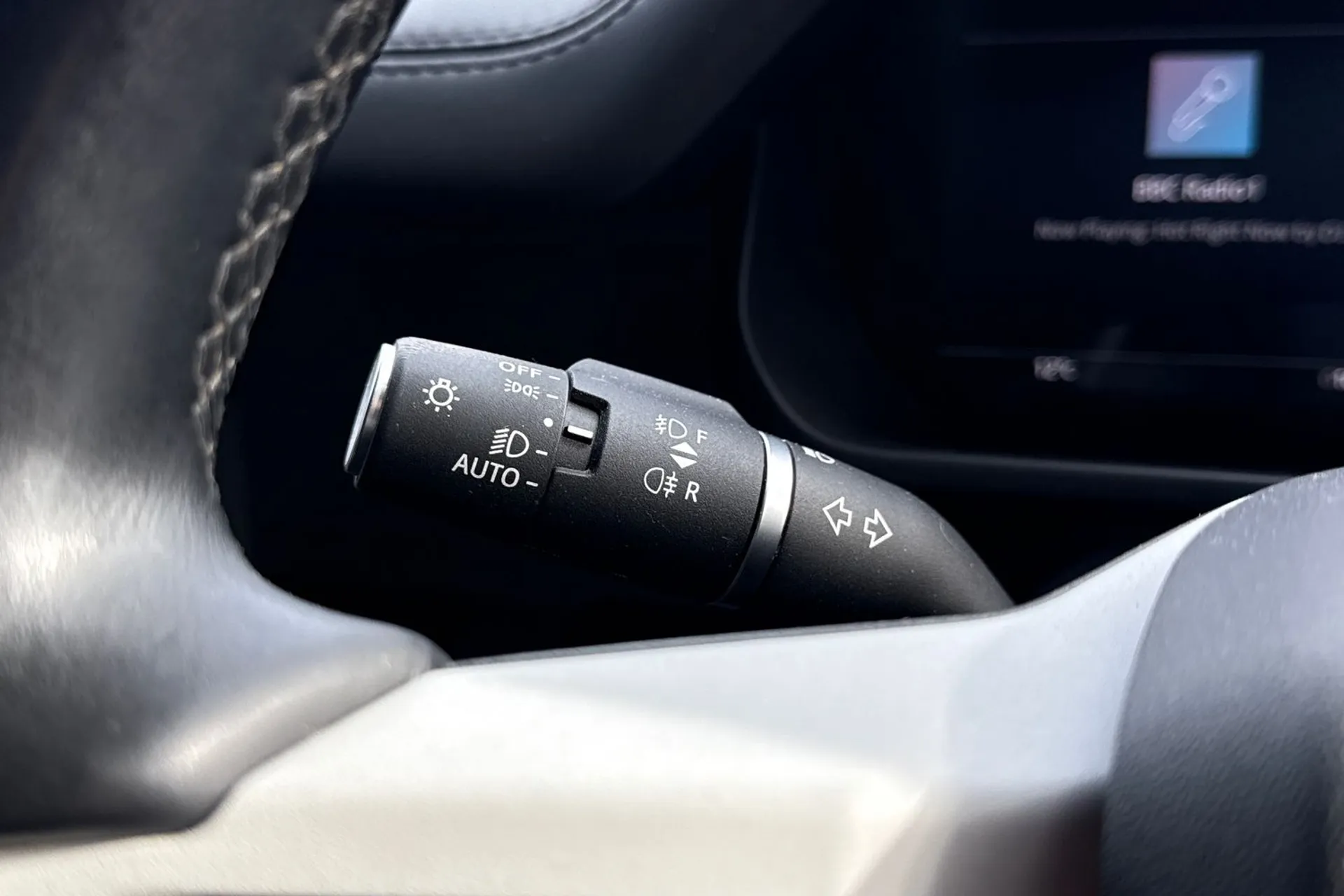 LAND ROVER DEFENDER thumbnail image number 56