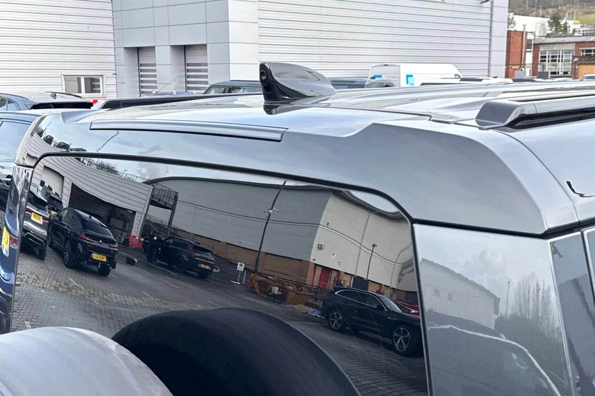 LAND ROVER DEFENDER thumbnail image number 23