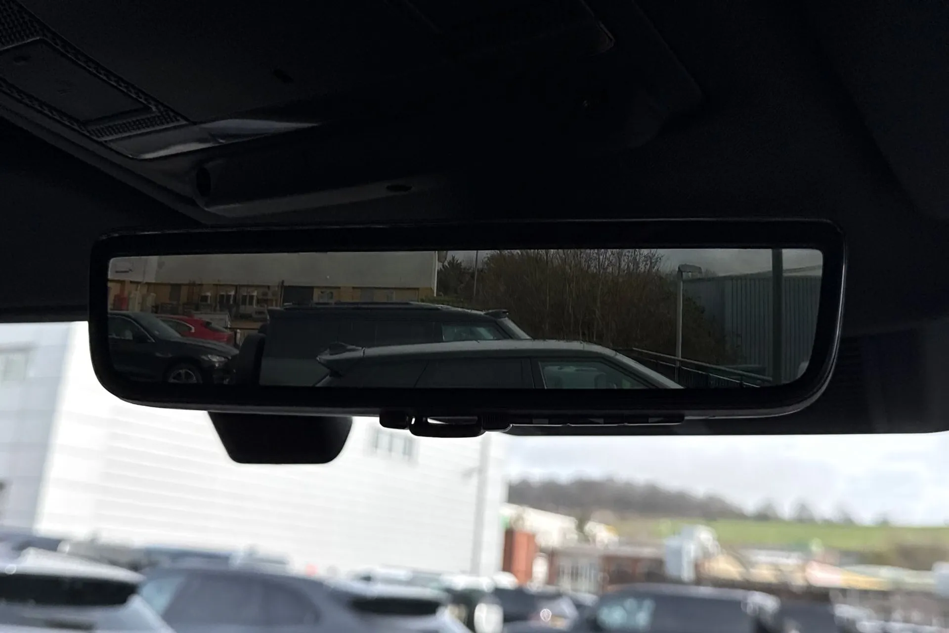 LAND ROVER DEFENDER thumbnail image number 15