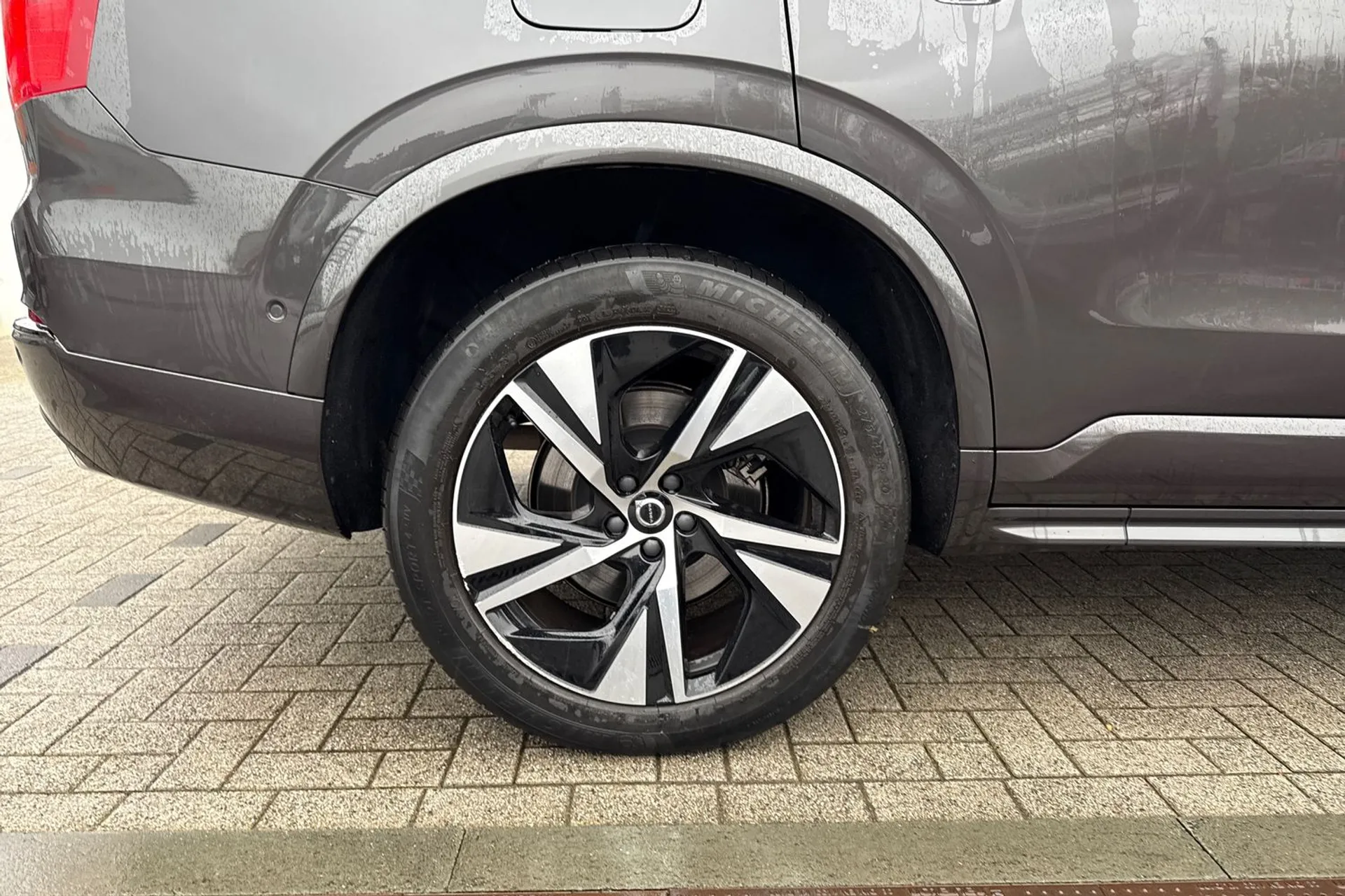 Volvo XC90 thumbnail image number 16