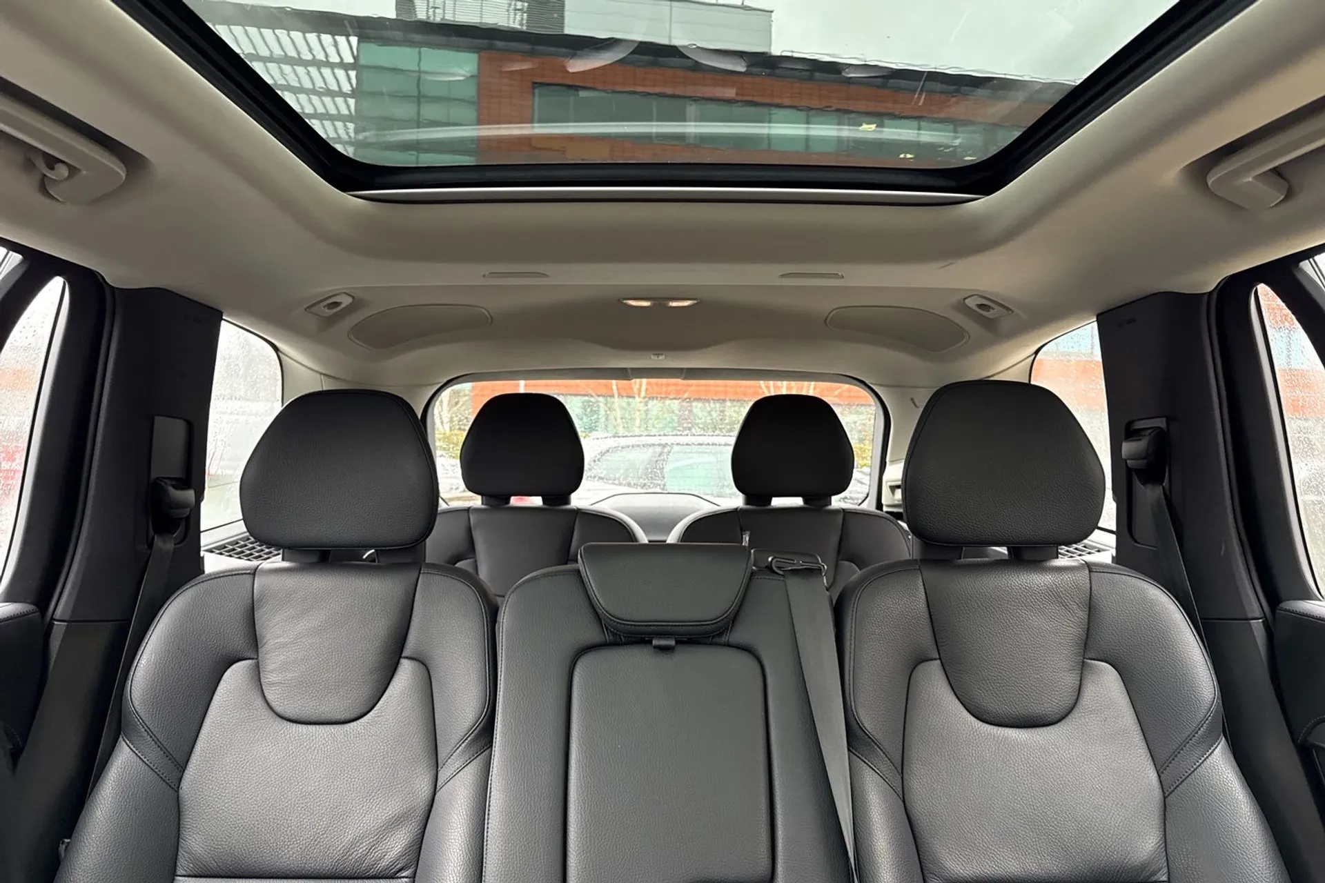 Volvo XC90 thumbnail image number 8