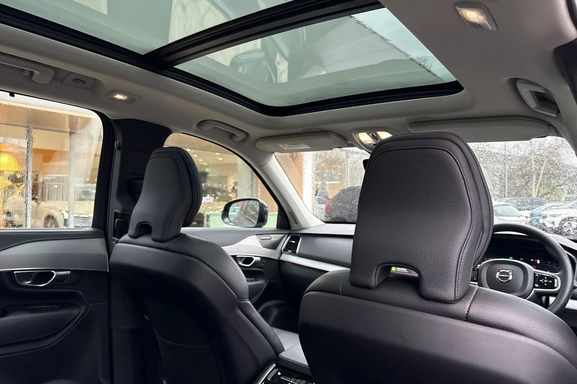 Volvo XC90 thumbnail image number 26