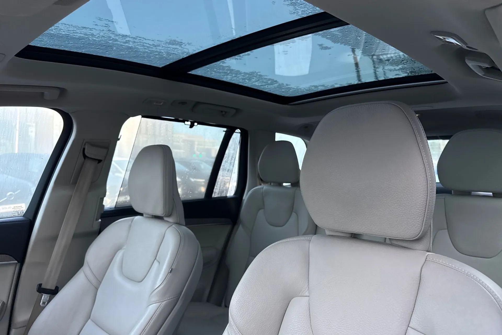 Volvo XC90 thumbnail image number 33