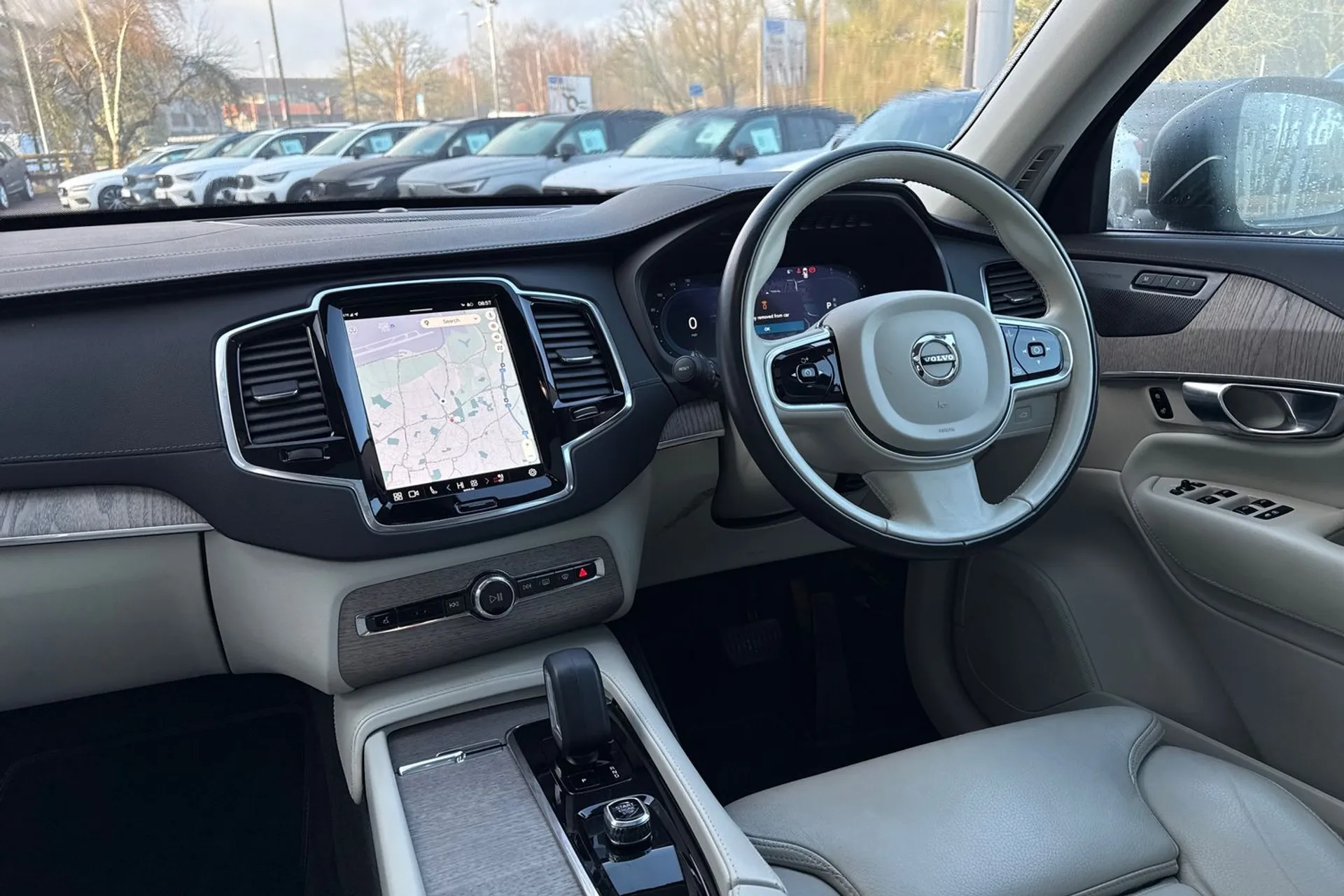 Volvo XC90 thumbnail image number 39