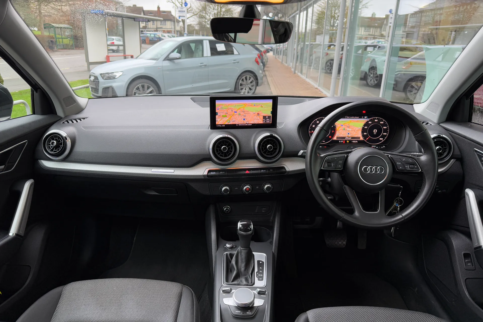 Audi Q2 thumbnail image number 3