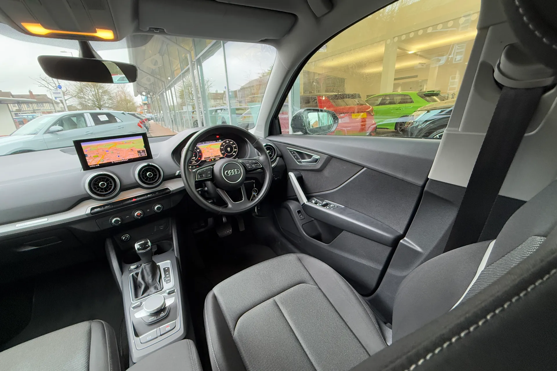 Audi Q2 thumbnail image number 33