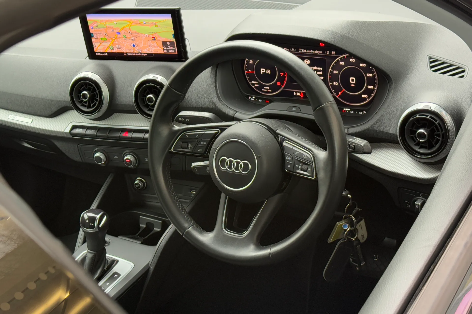 Audi Q2 thumbnail image number 27