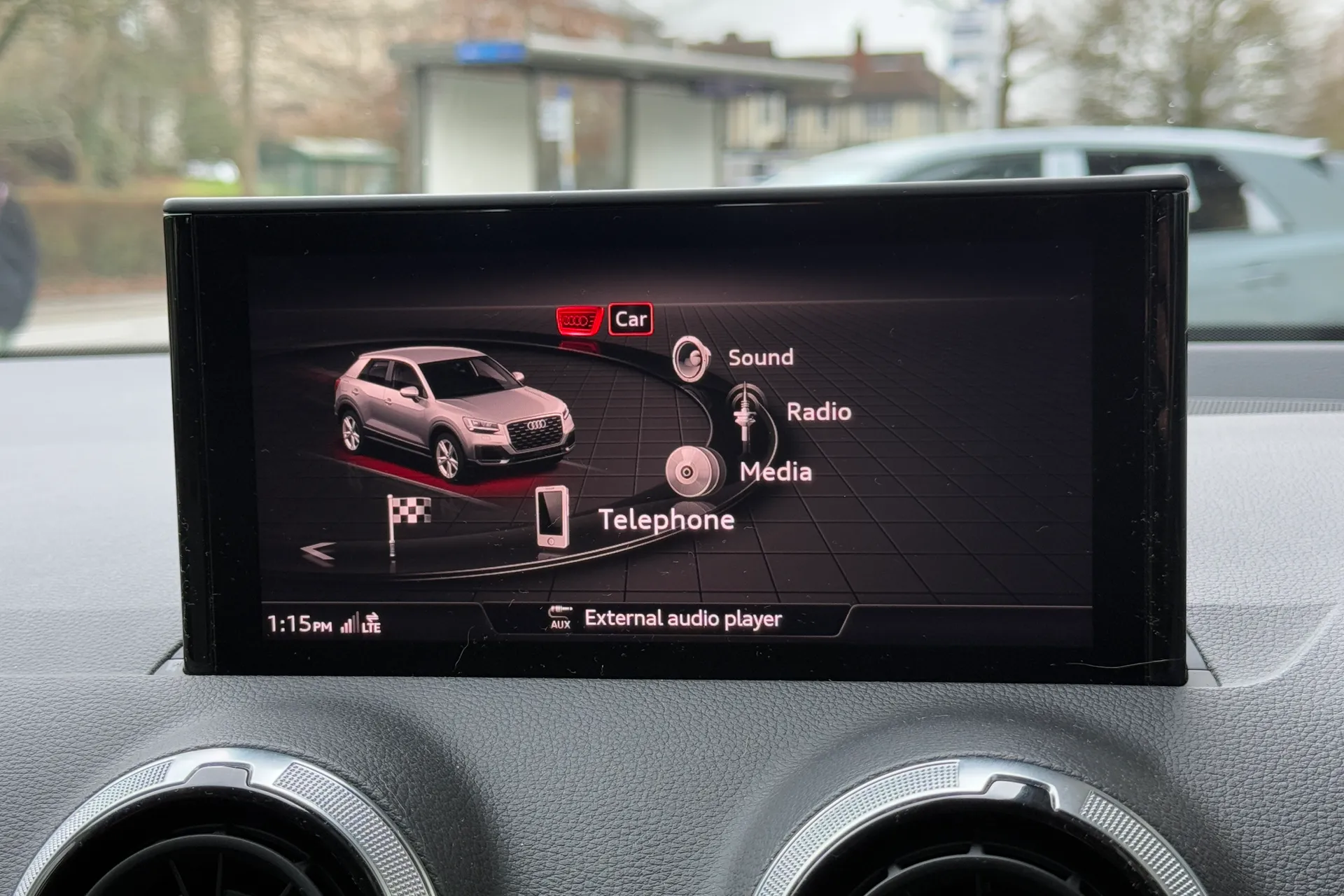 Audi Q2 thumbnail image number 20