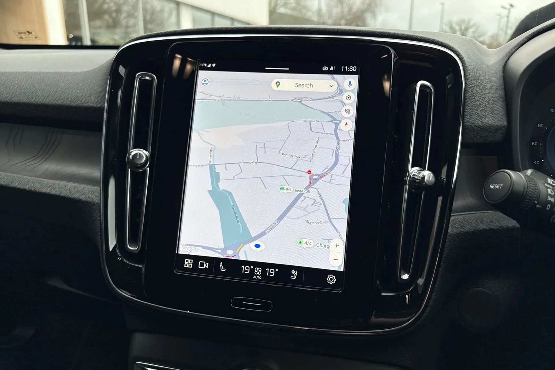 Volvo EX40 thumbnail image number 5