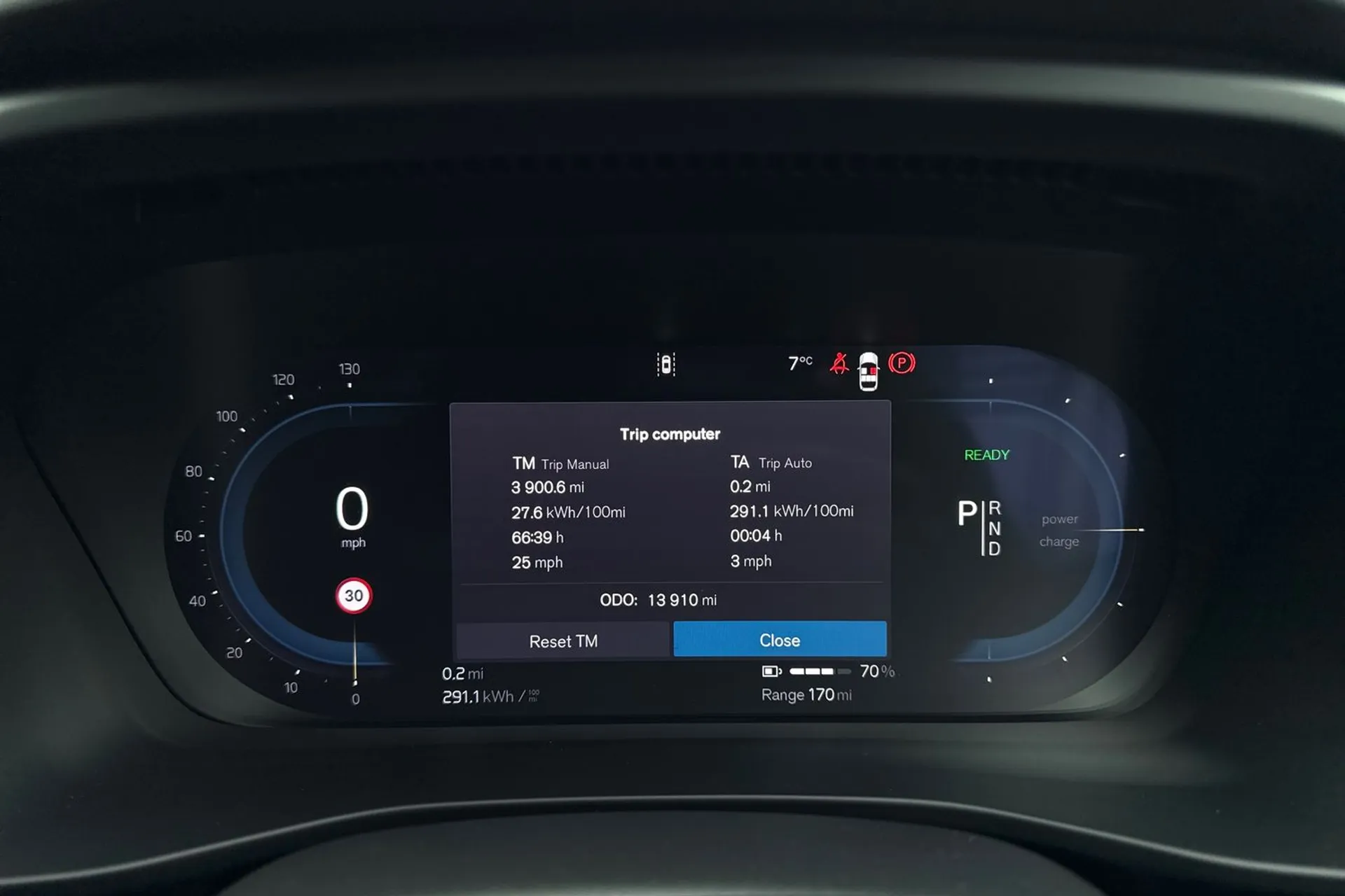 Volvo EX40 thumbnail image number 43