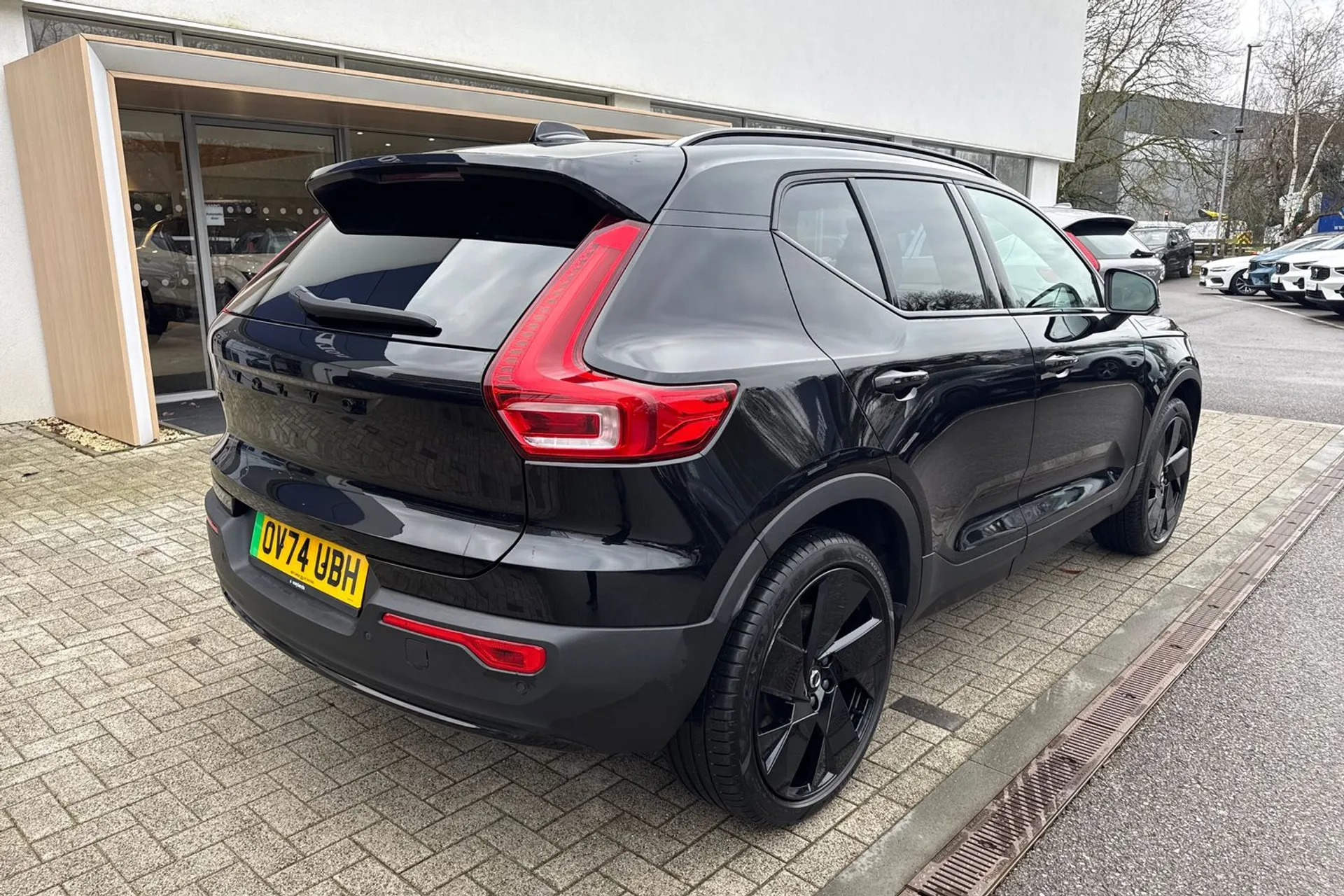 Volvo EX40 thumbnail image number 8