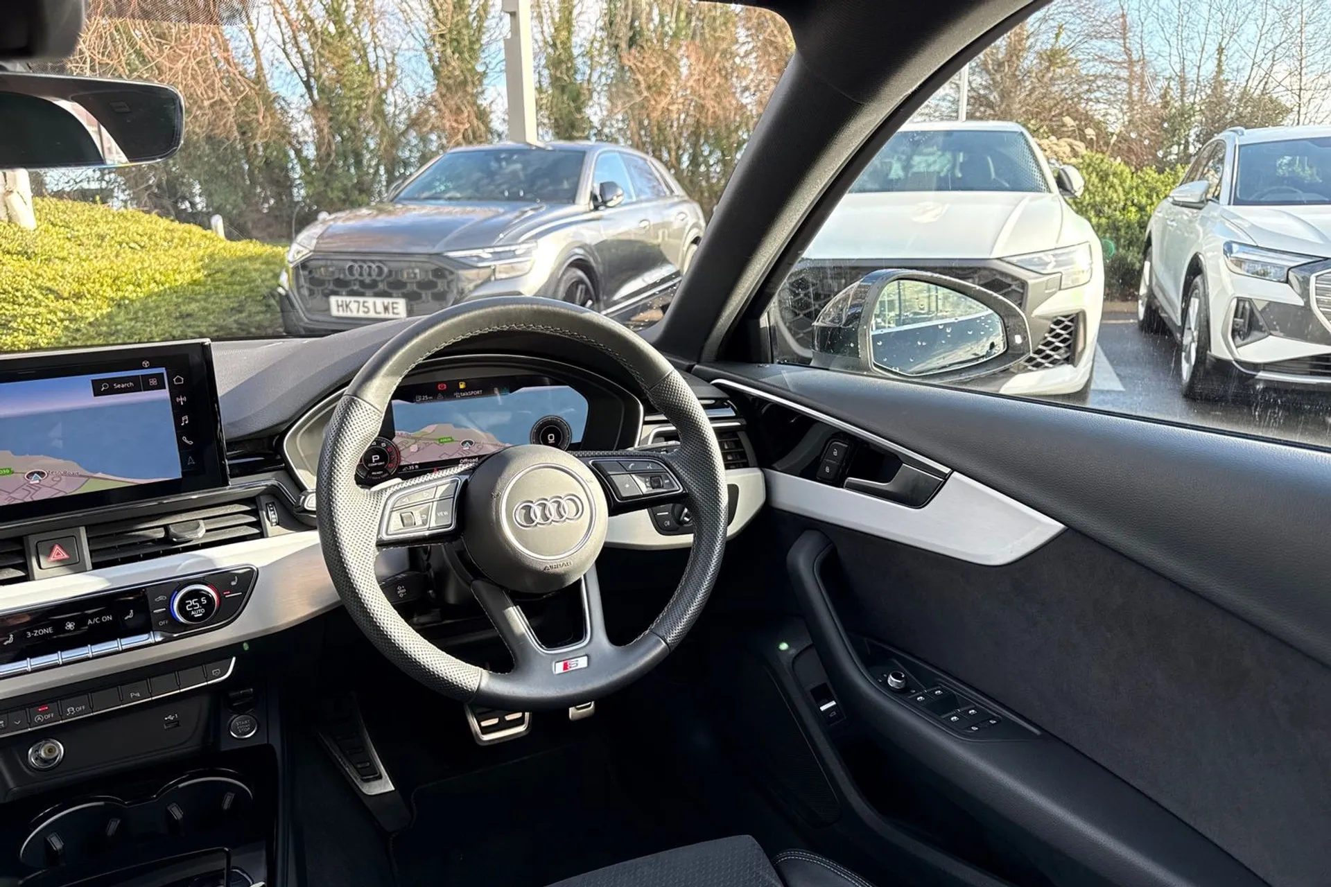 Audi A4 thumbnail image number 48