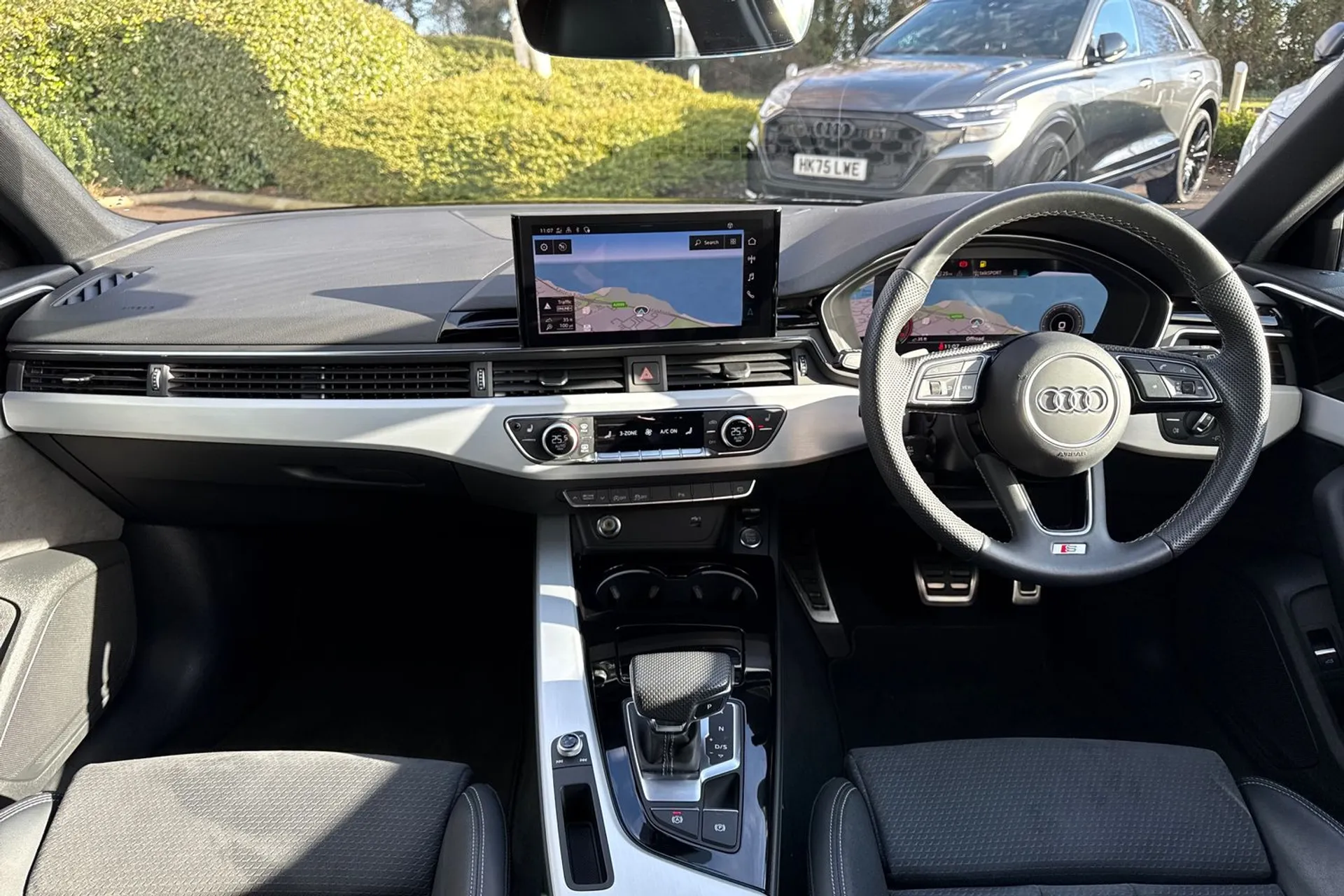 Audi A4 thumbnail image number 3