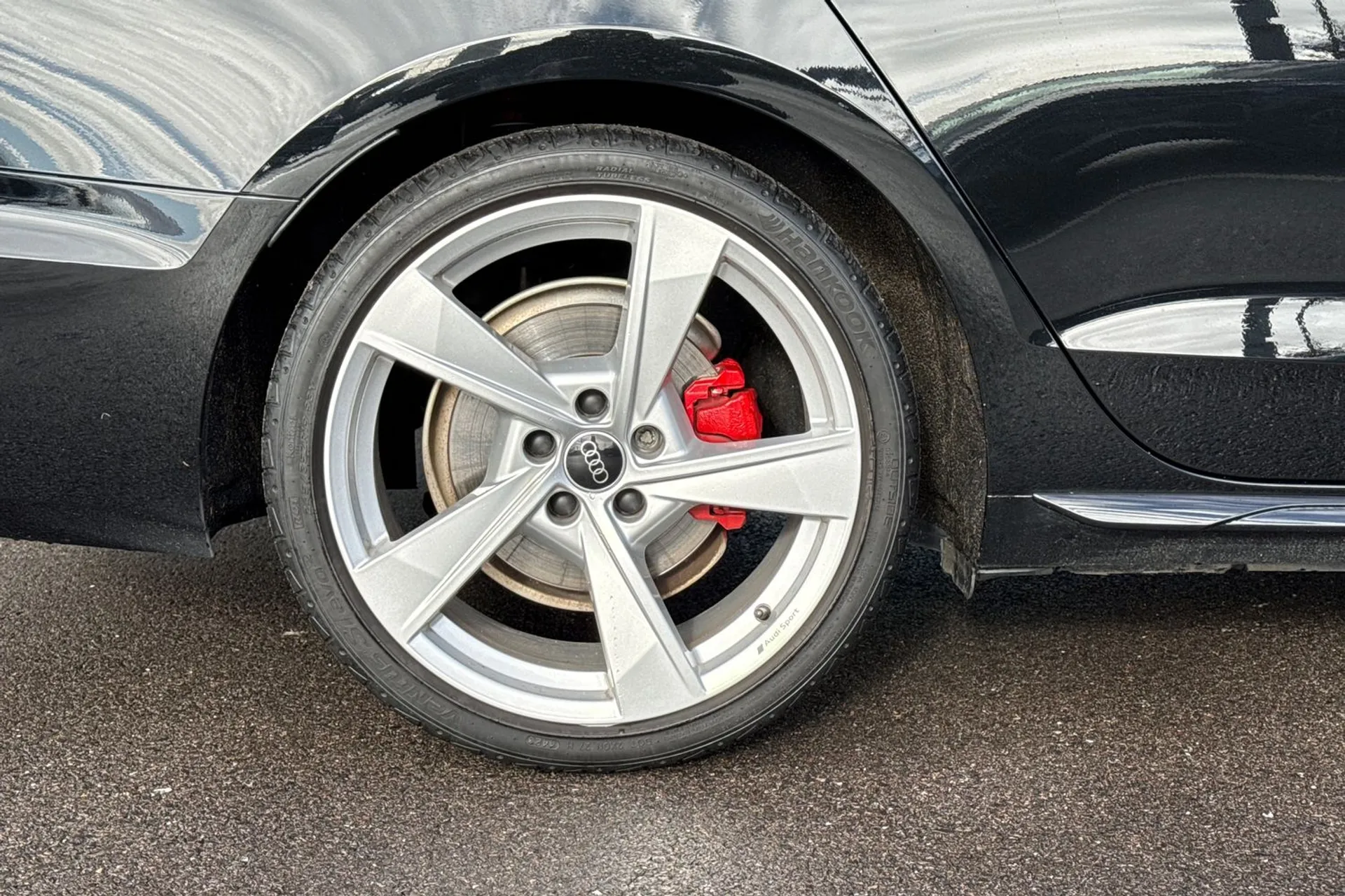 Audi A4 thumbnail image number 14