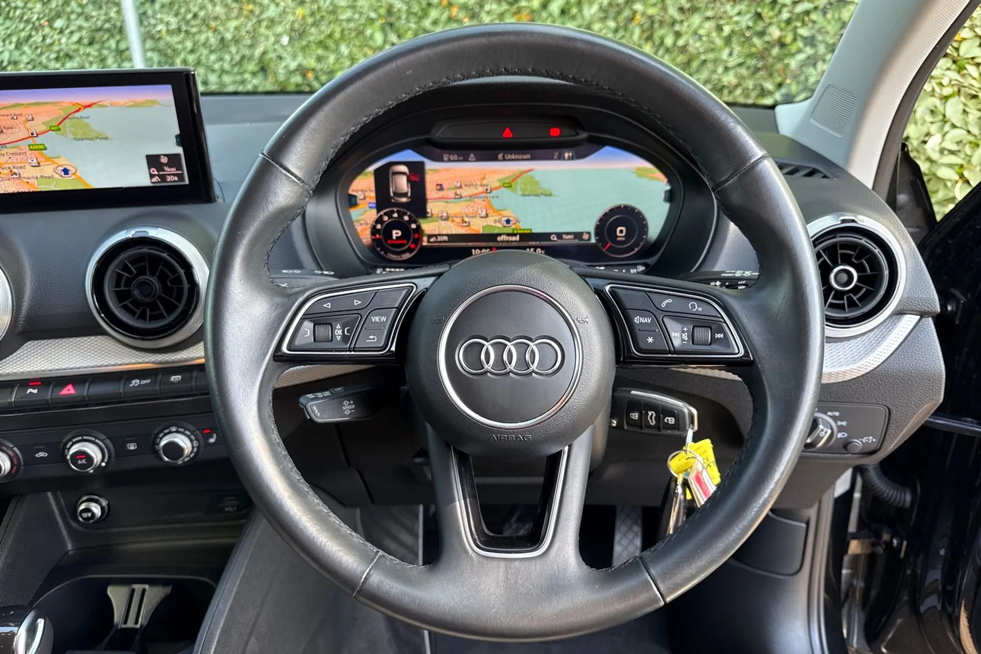 Audi Q2 thumbnail image number 15