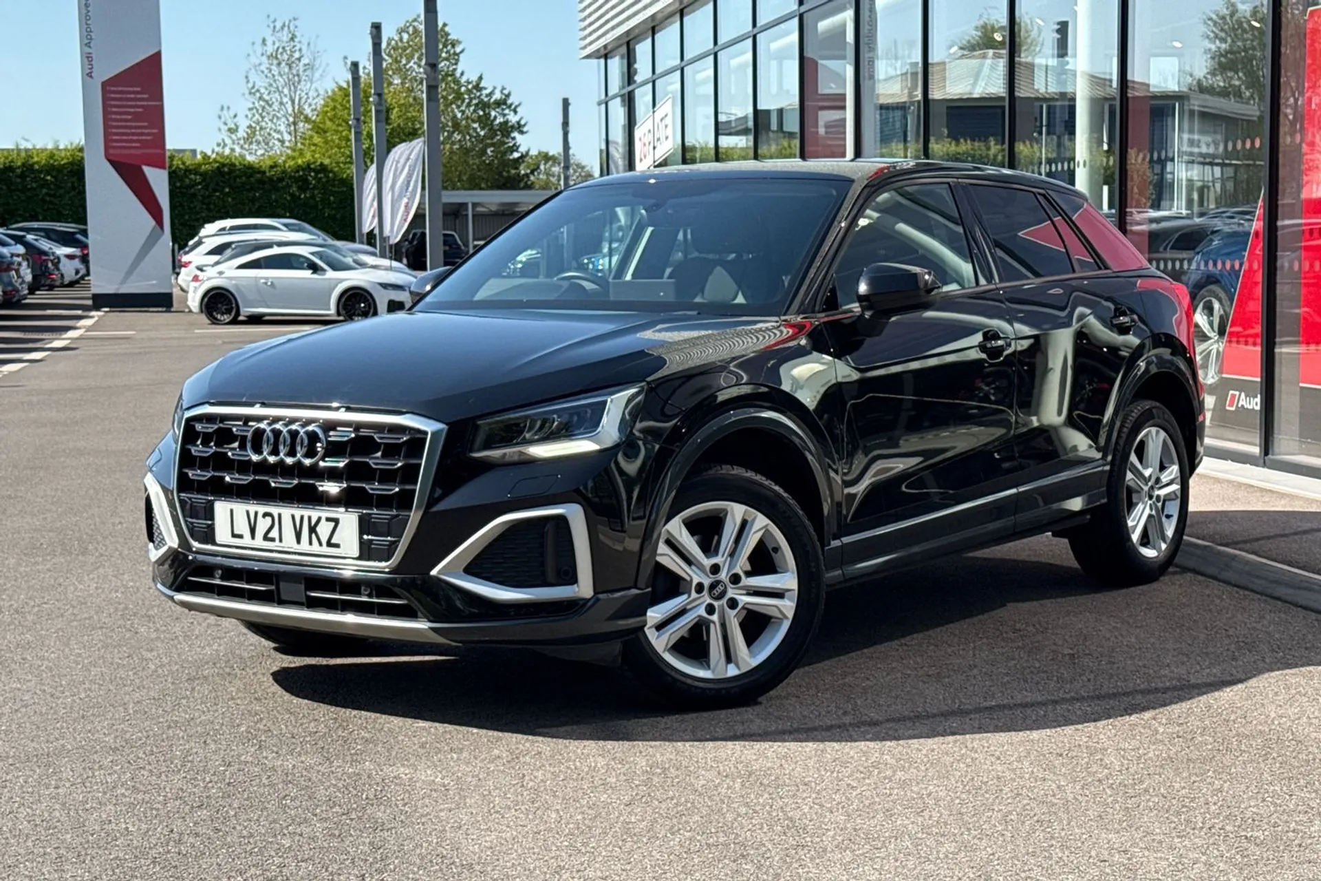 Audi Q2 thumbnail image number 8