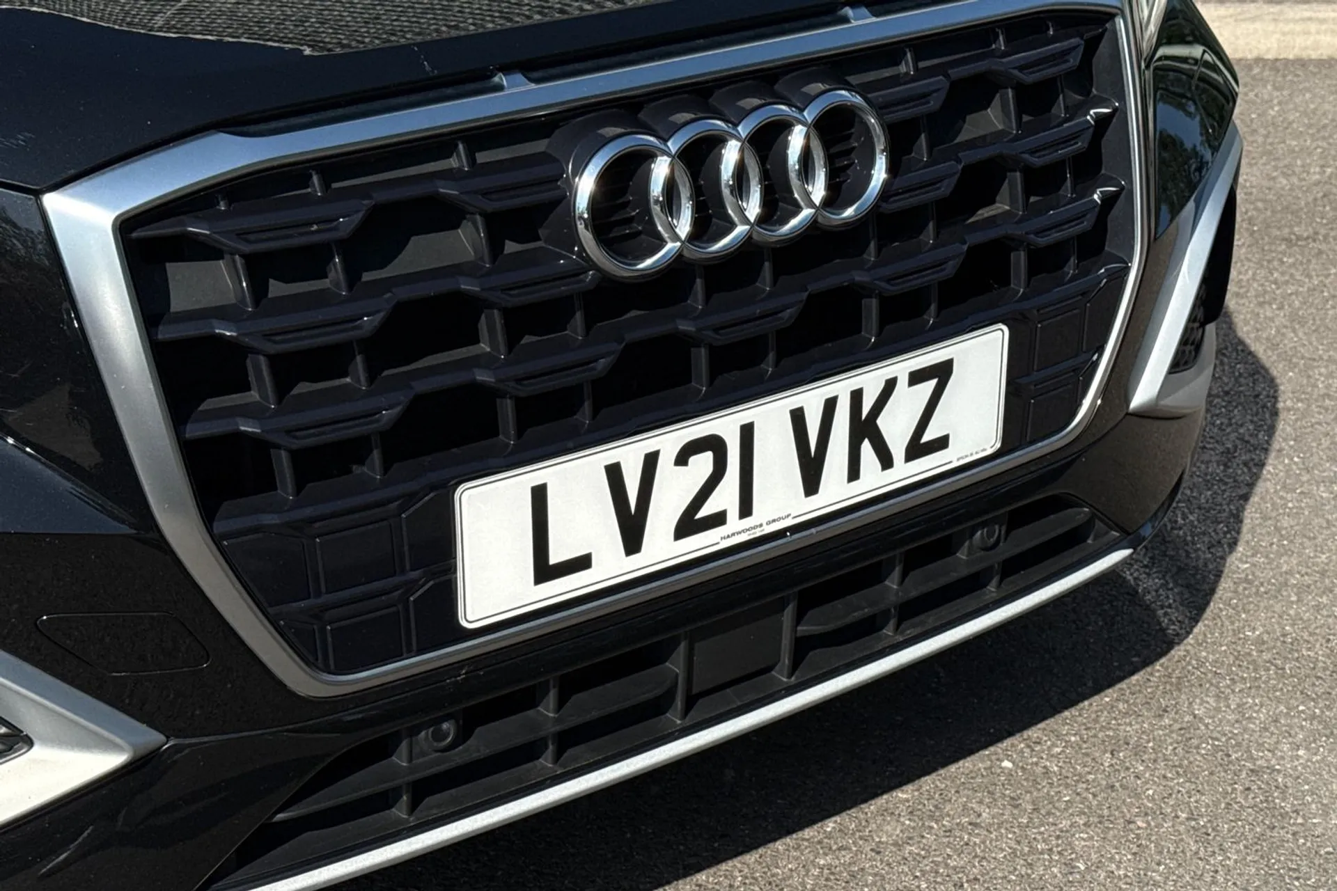 Audi Q2 thumbnail image number 17