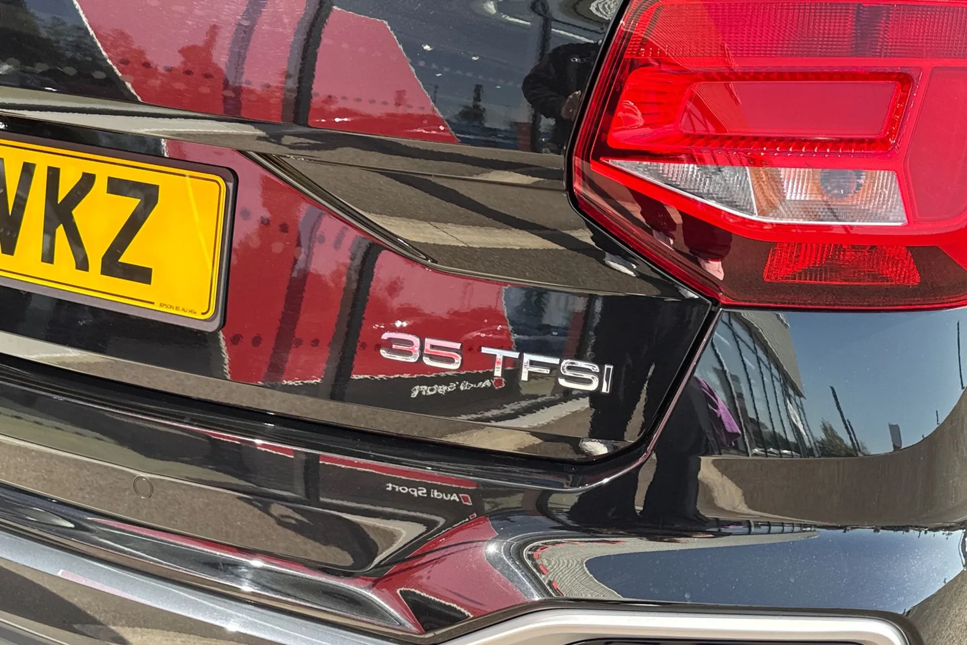 Audi Q2 thumbnail image number 31