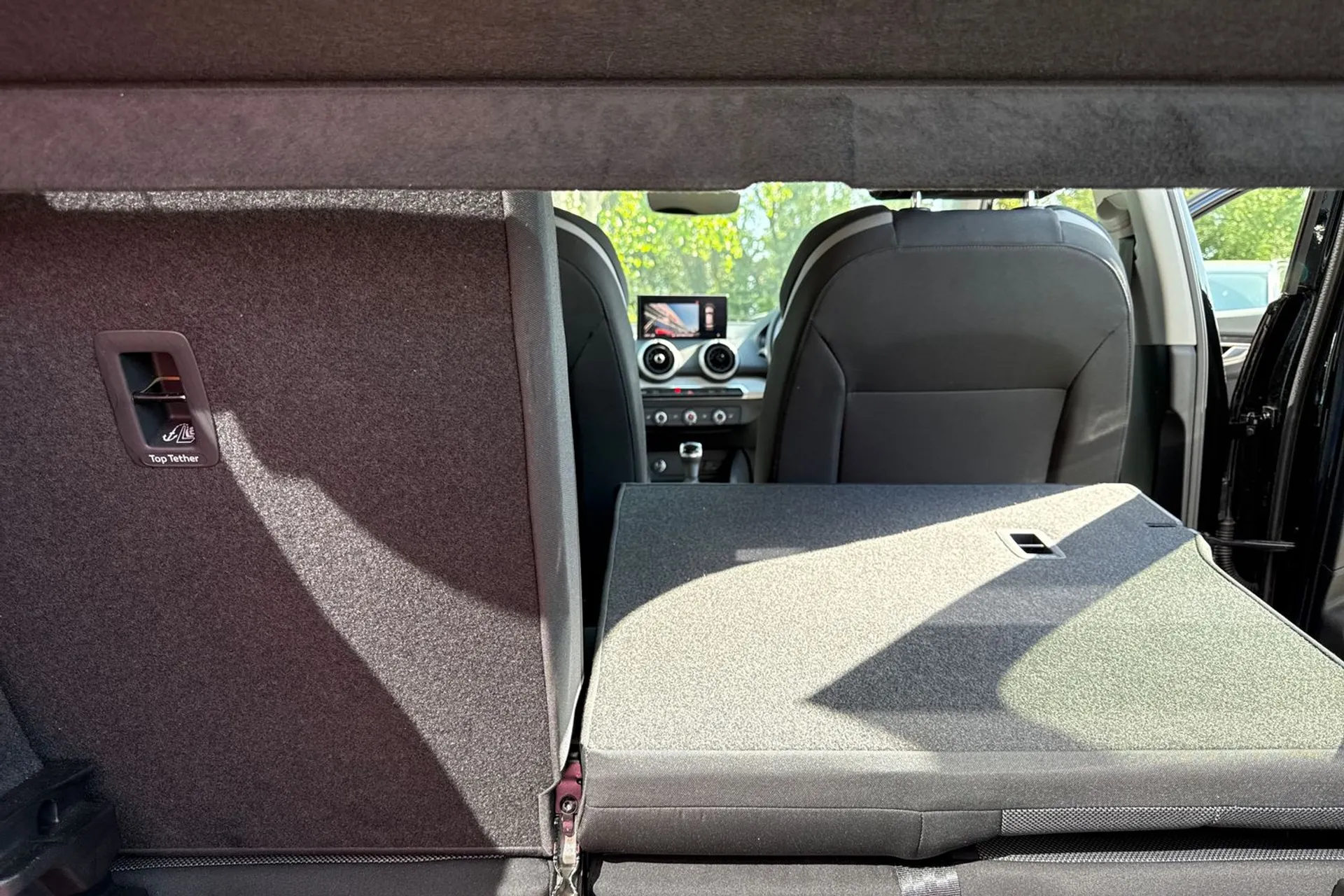 Audi Q2 thumbnail image number 39