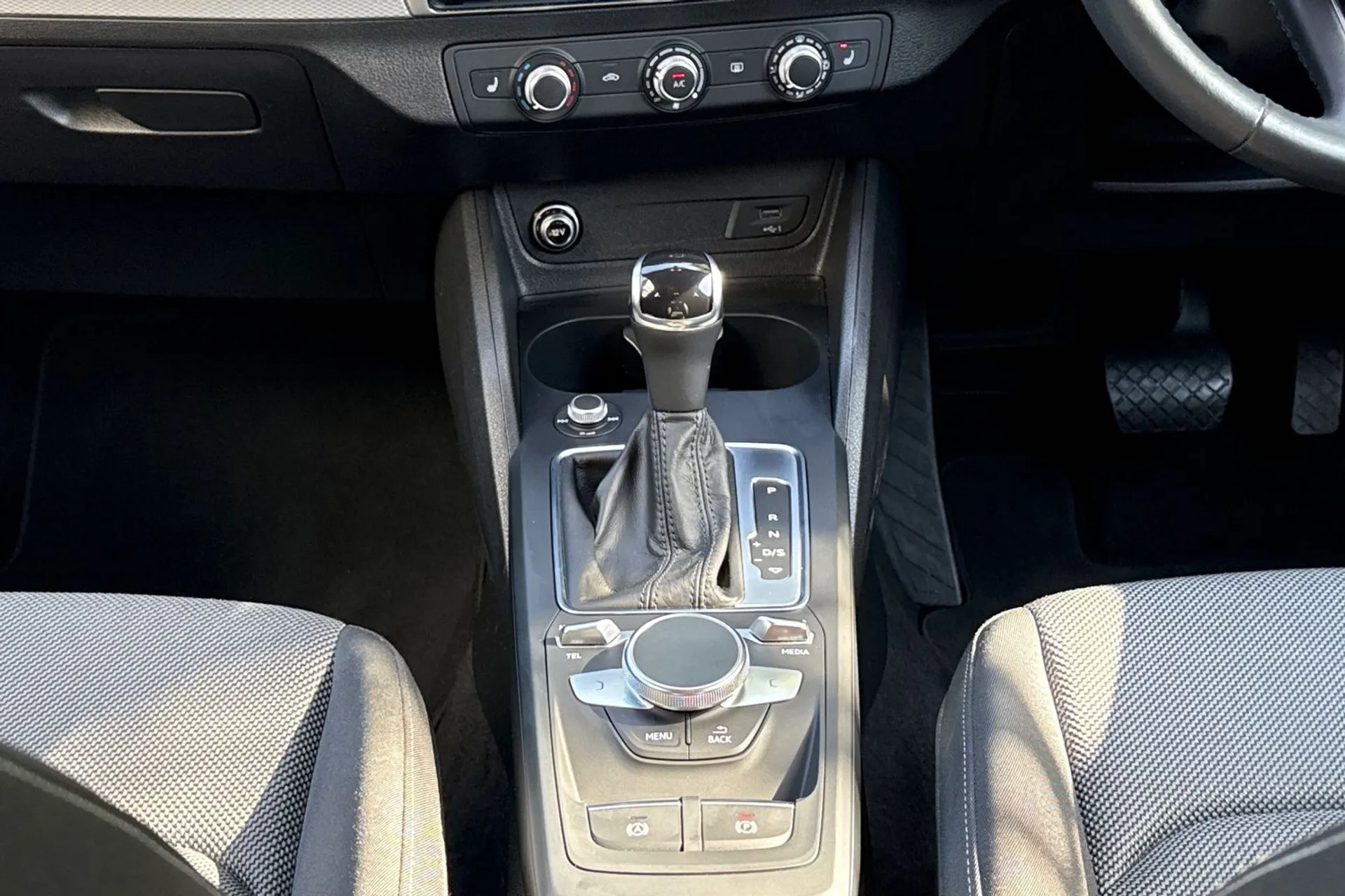 Audi Q2 thumbnail image number 51