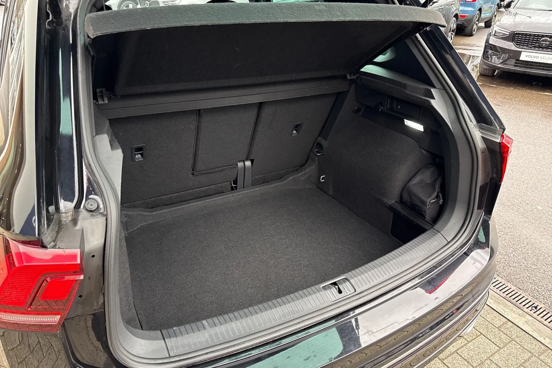 VOLKSWAGEN TIGUAN thumbnail image number 21